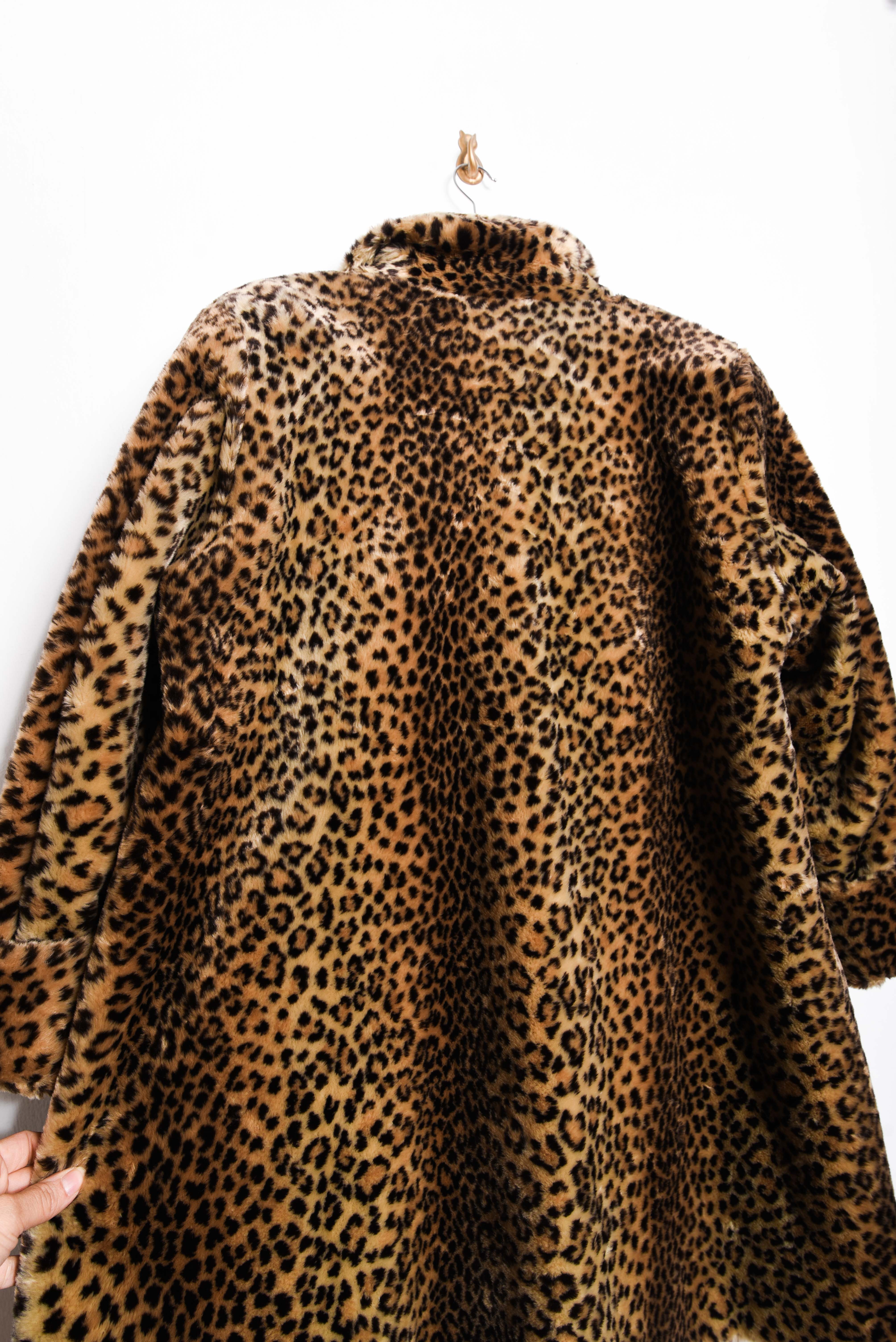 Abrigo faux fur animal print 80s by Vintage Cat