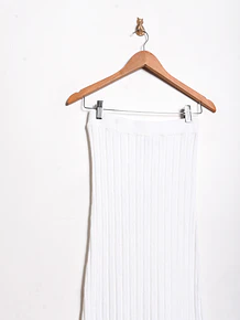 Vestido blanco acanalado strapless