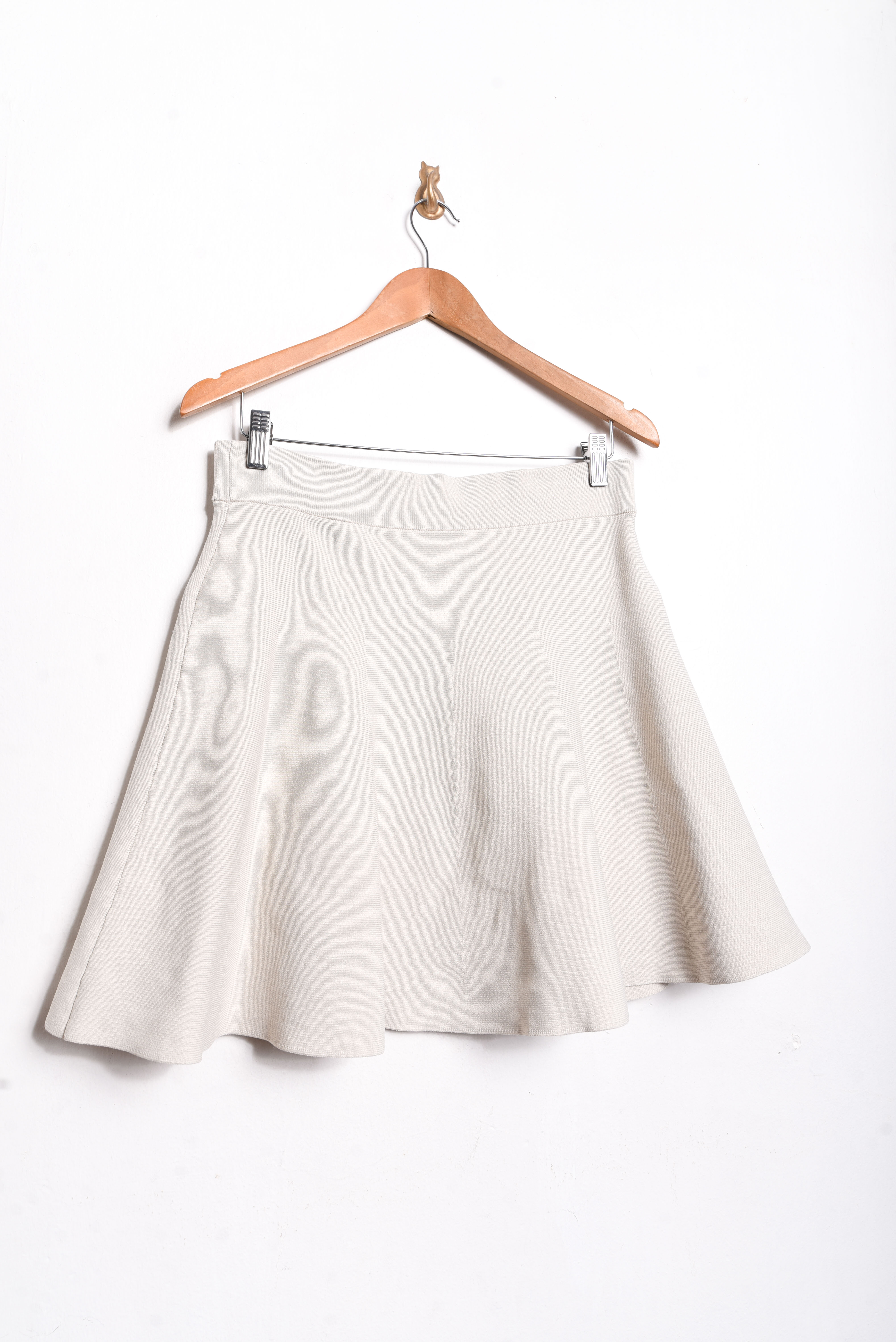 Fada plato Babaton x Aritzia