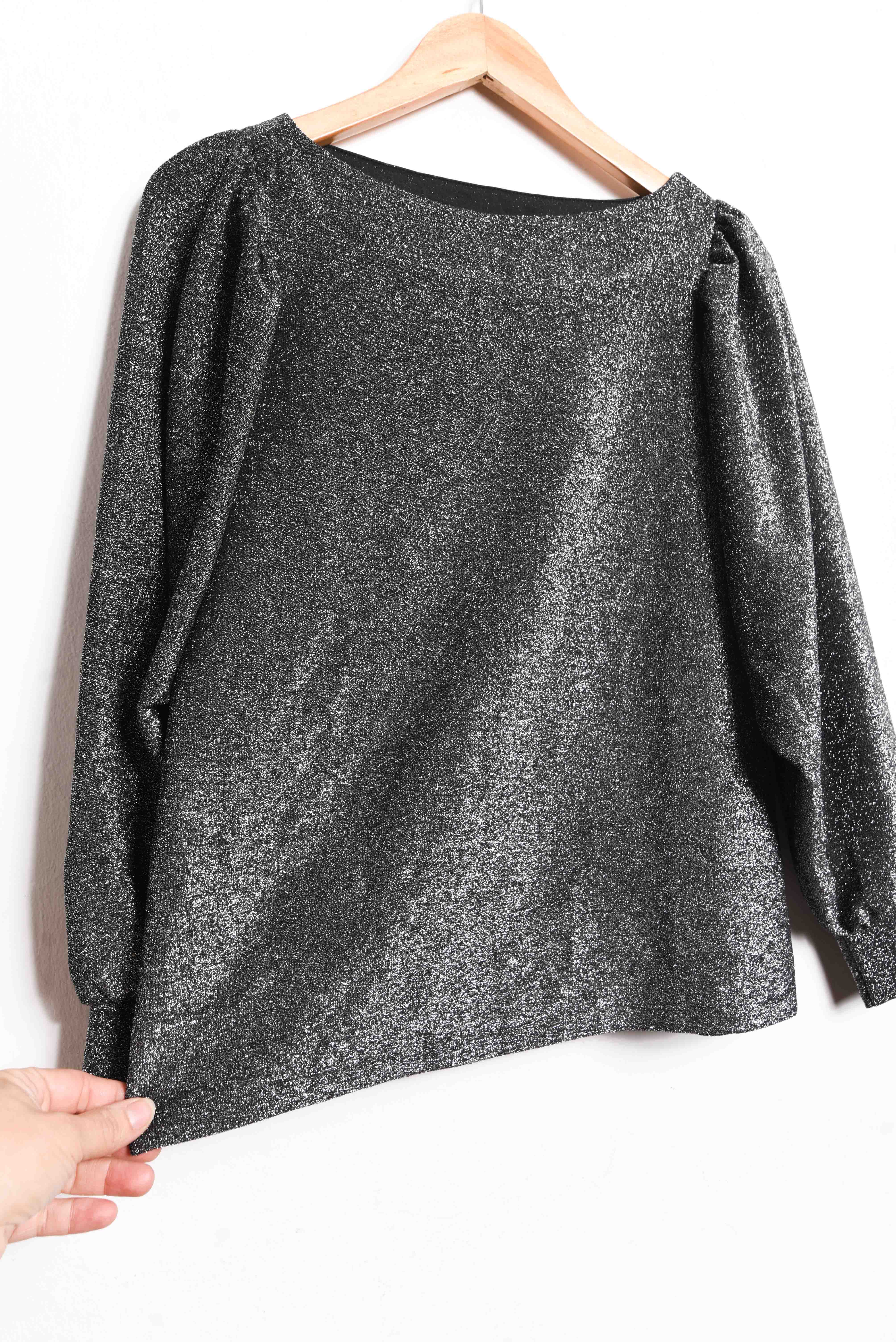 Top plateado brillos