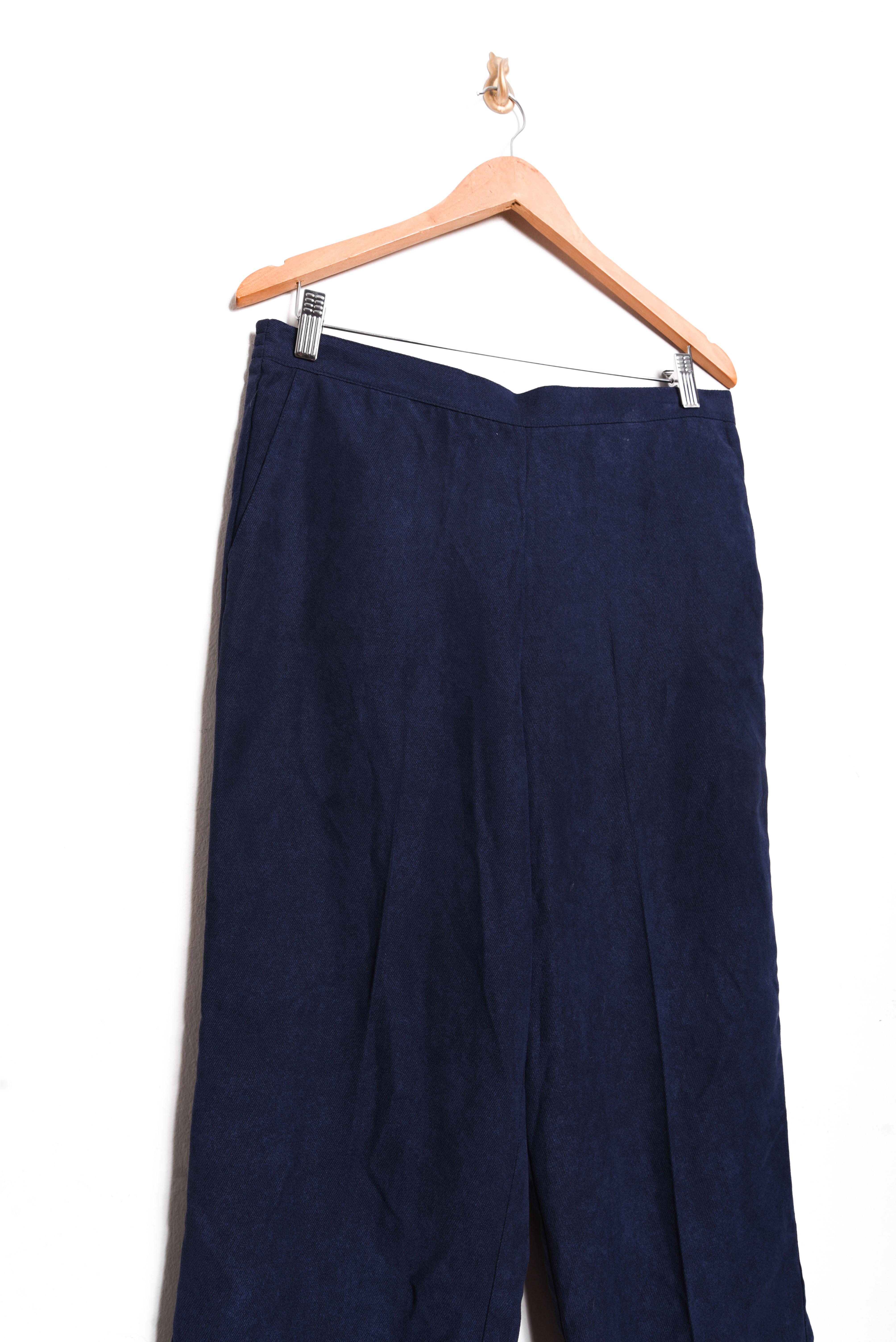 Pantalón azul tiro alto