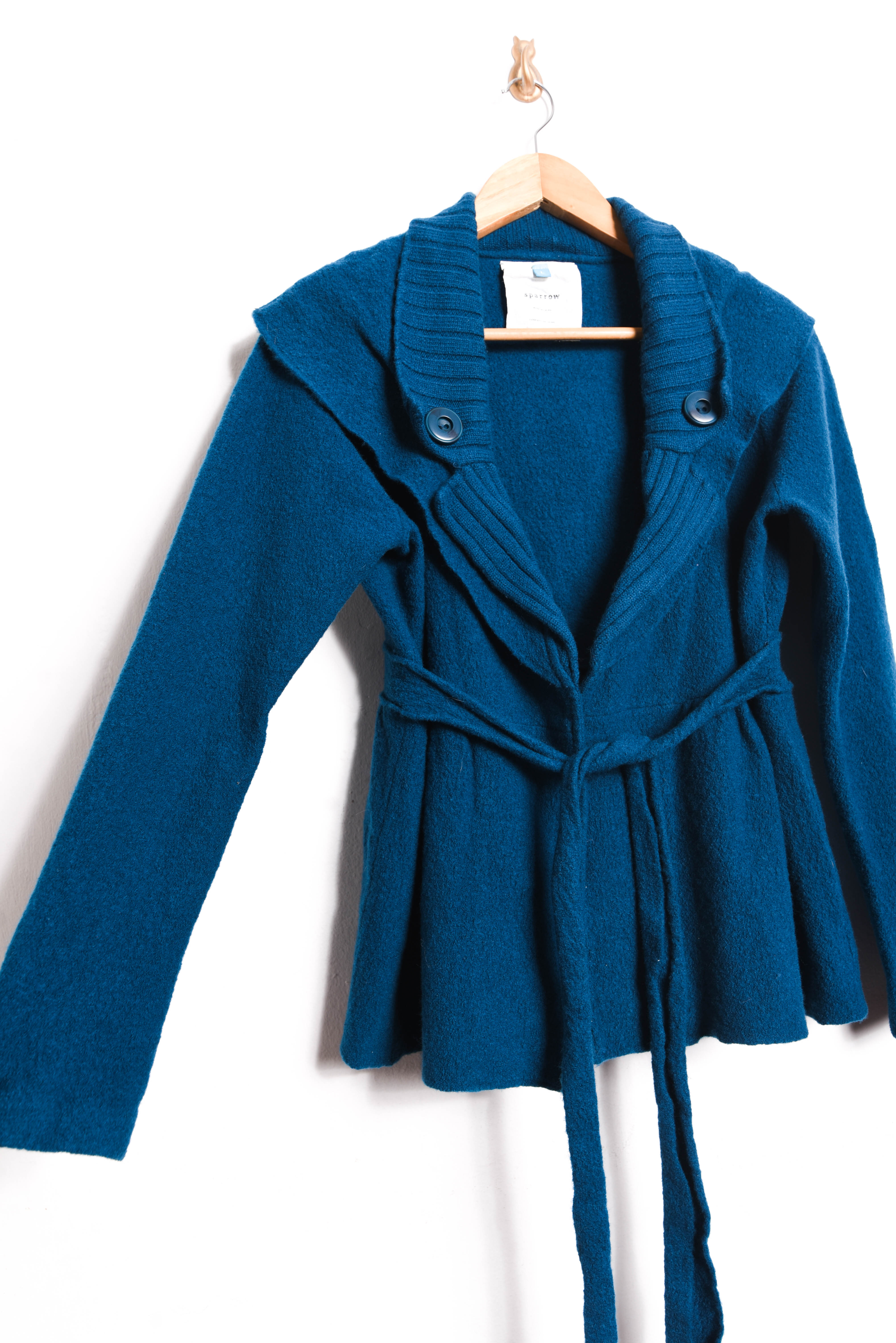 Chaqueta azul piedra lana merino