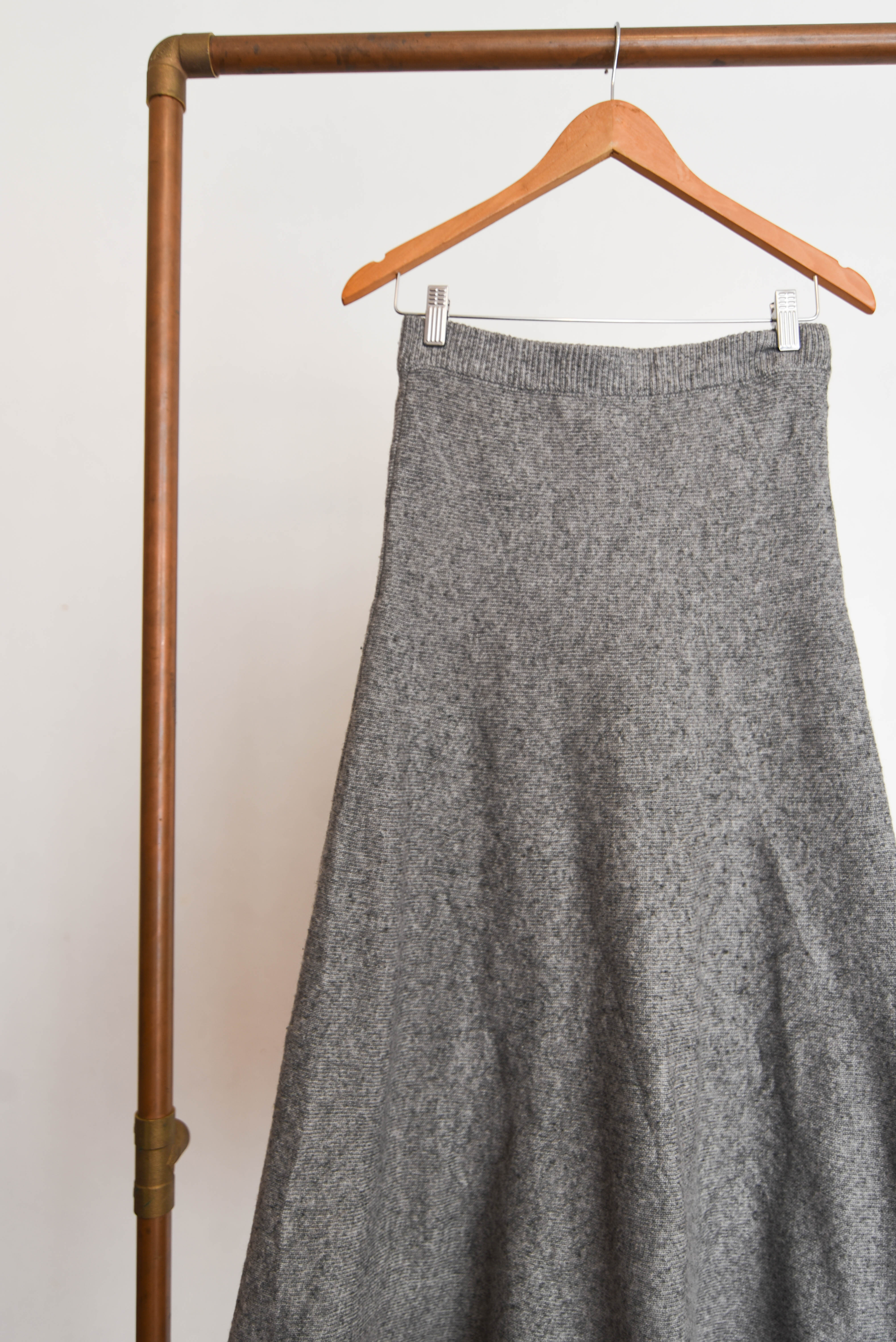 Maxi falda tejida gris