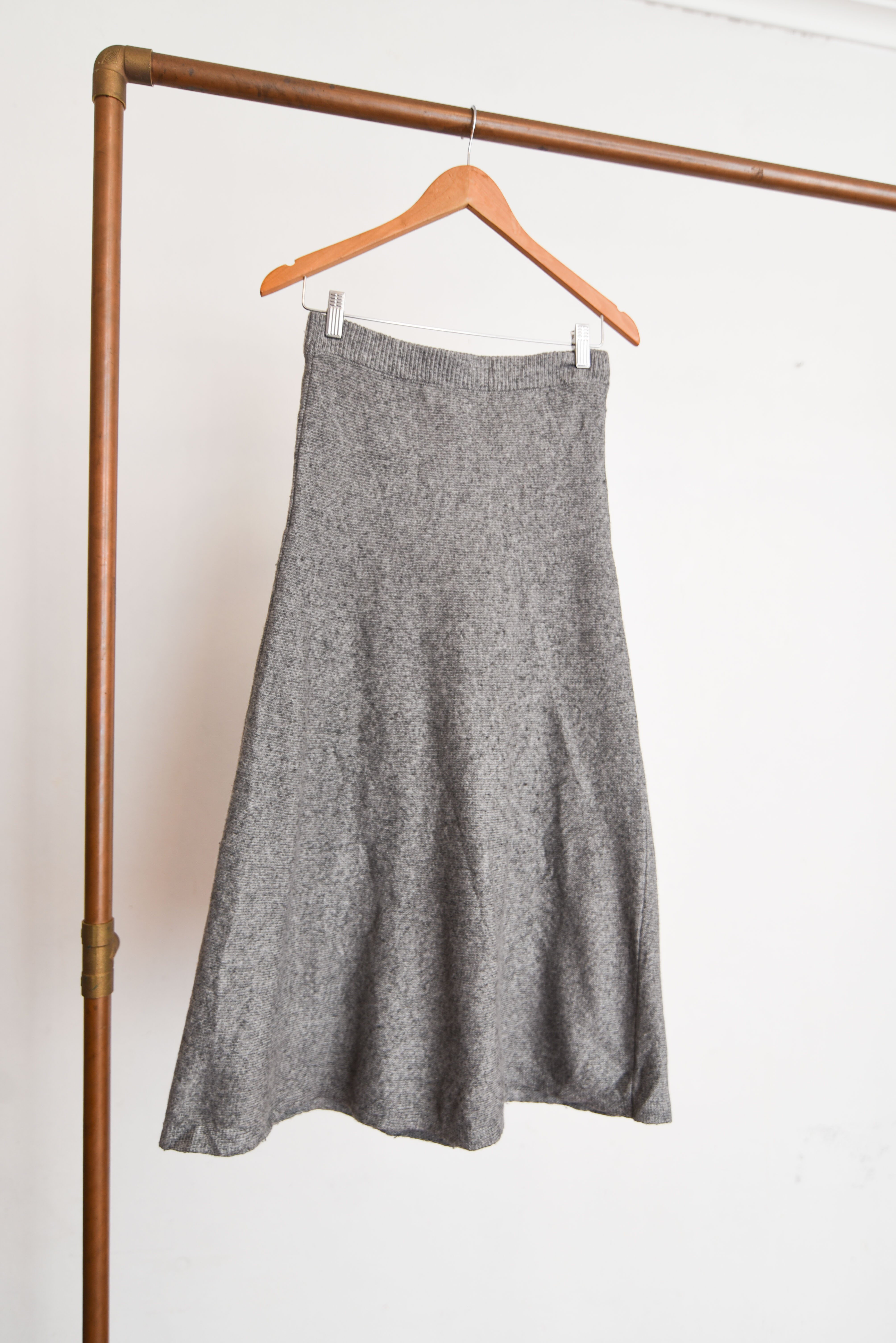 Maxi falda tejida gris