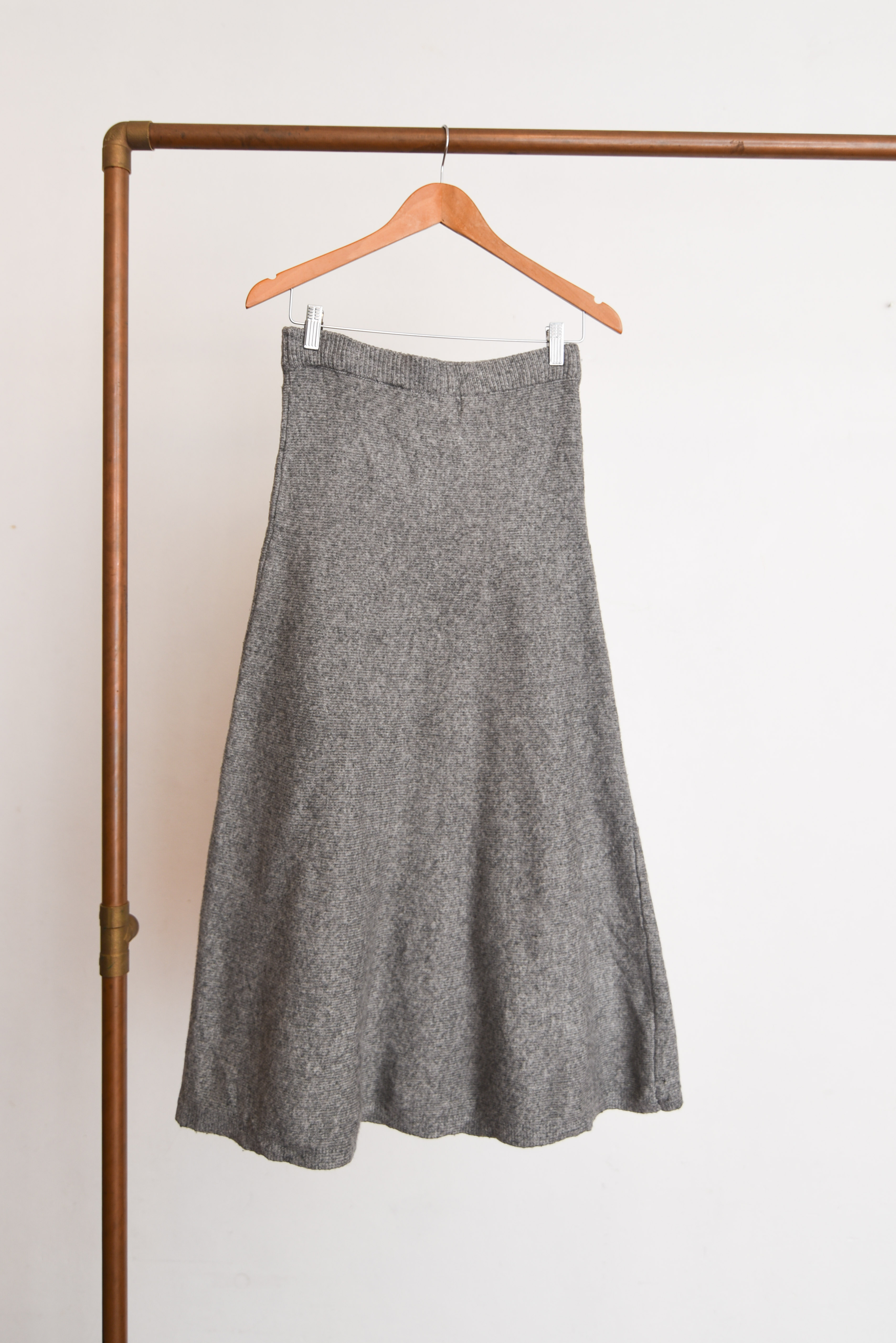 Maxi falda tejida gris