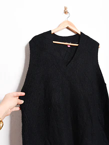 Sweater vest black tejido