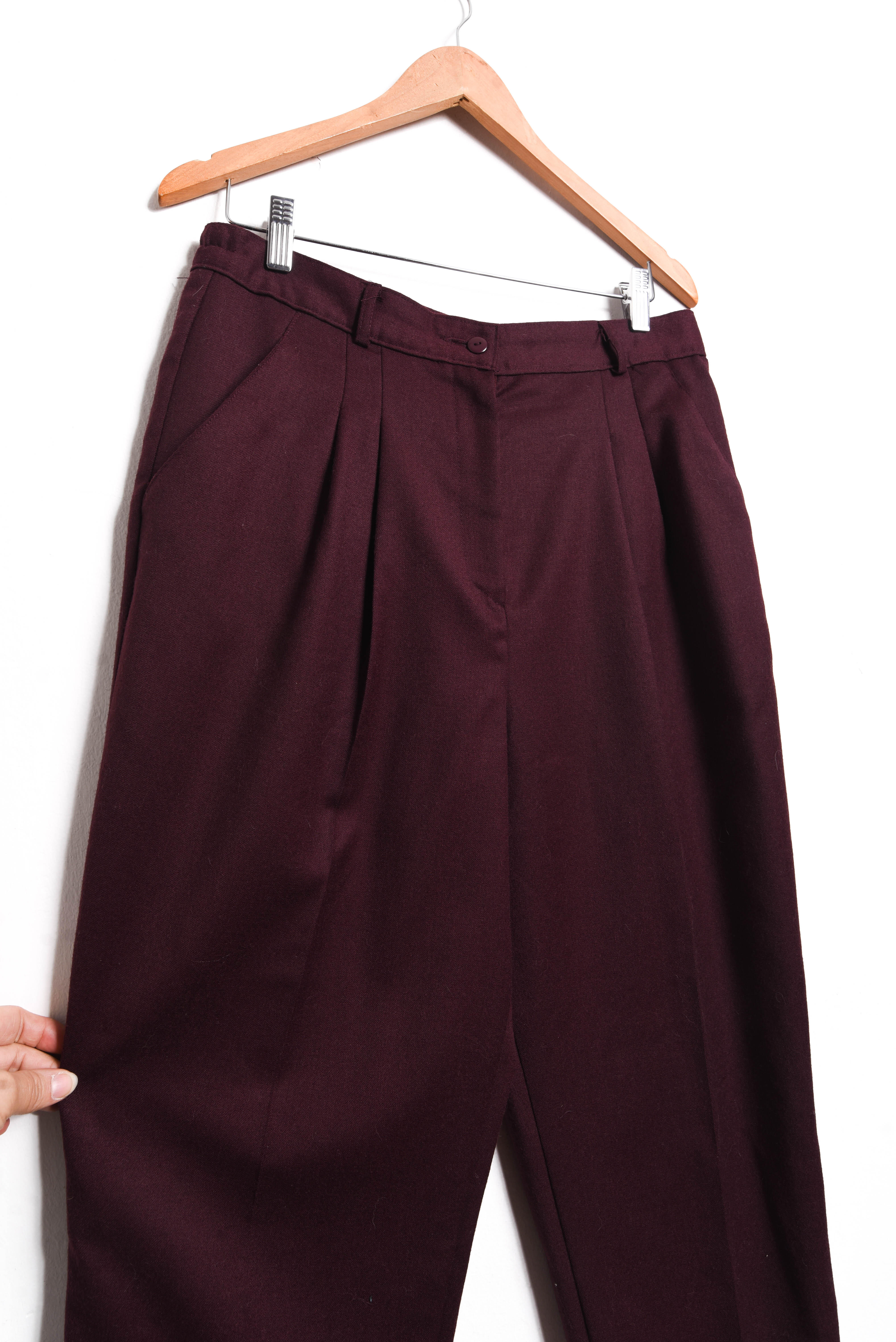 Pantalón lana burdeo tiro alto vintage