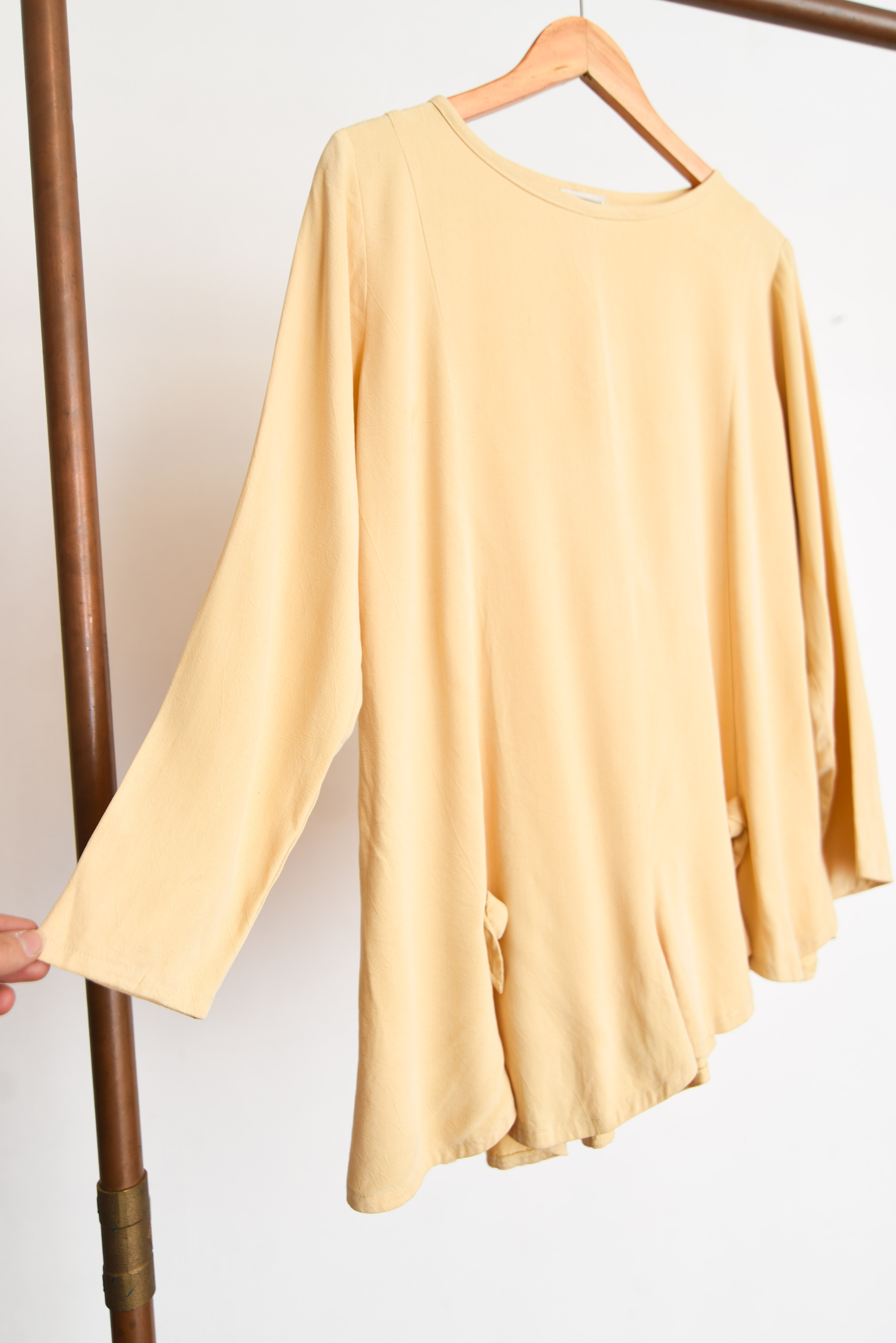 Blusa butter asimétrica