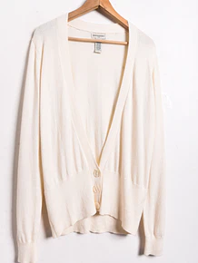 Cardigan marfil botones
