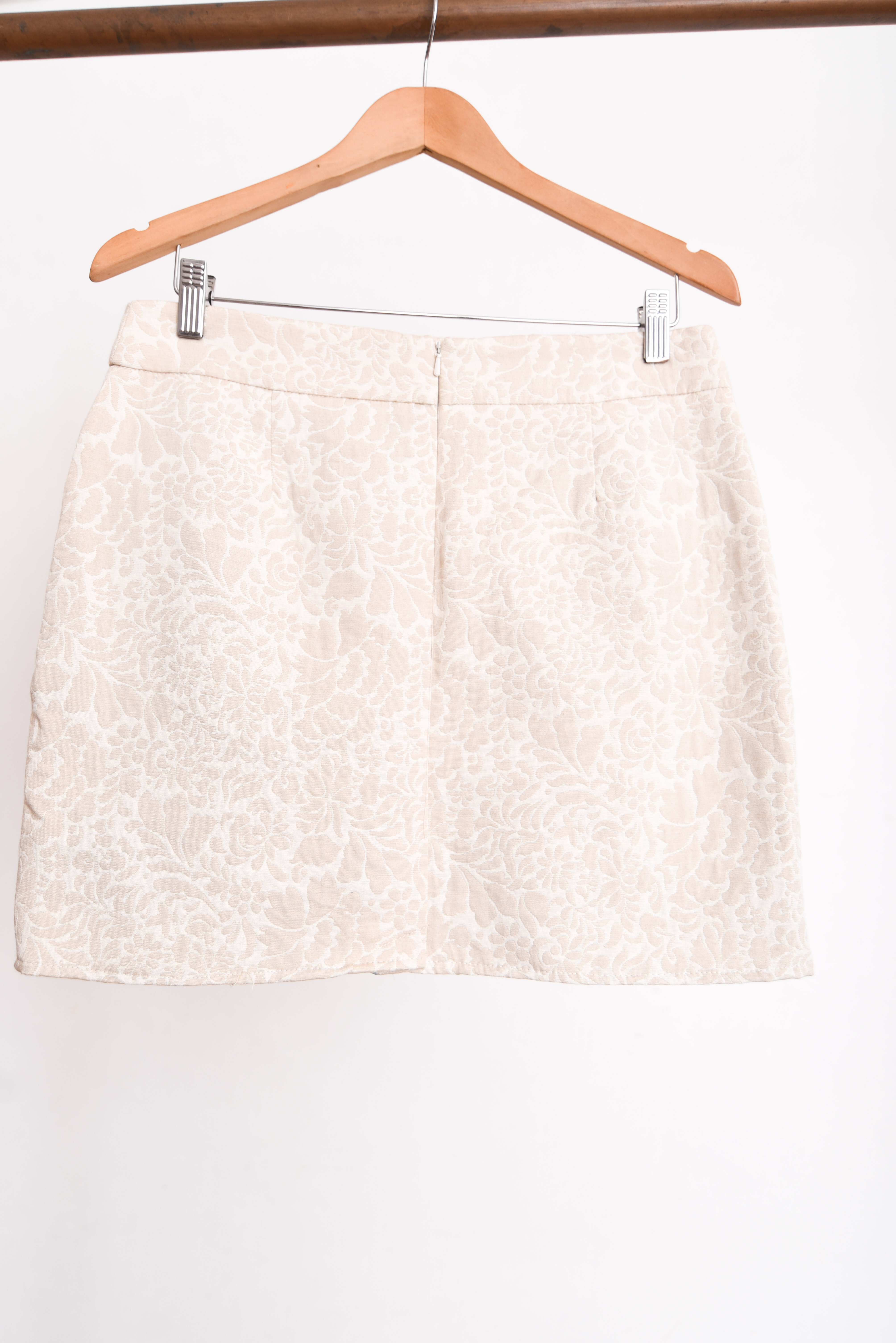 Falda marfil brocato