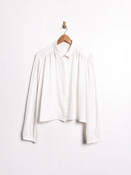 Blusa marfil flores satinadas vintage