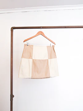 Falda eco cuero bicolor latte