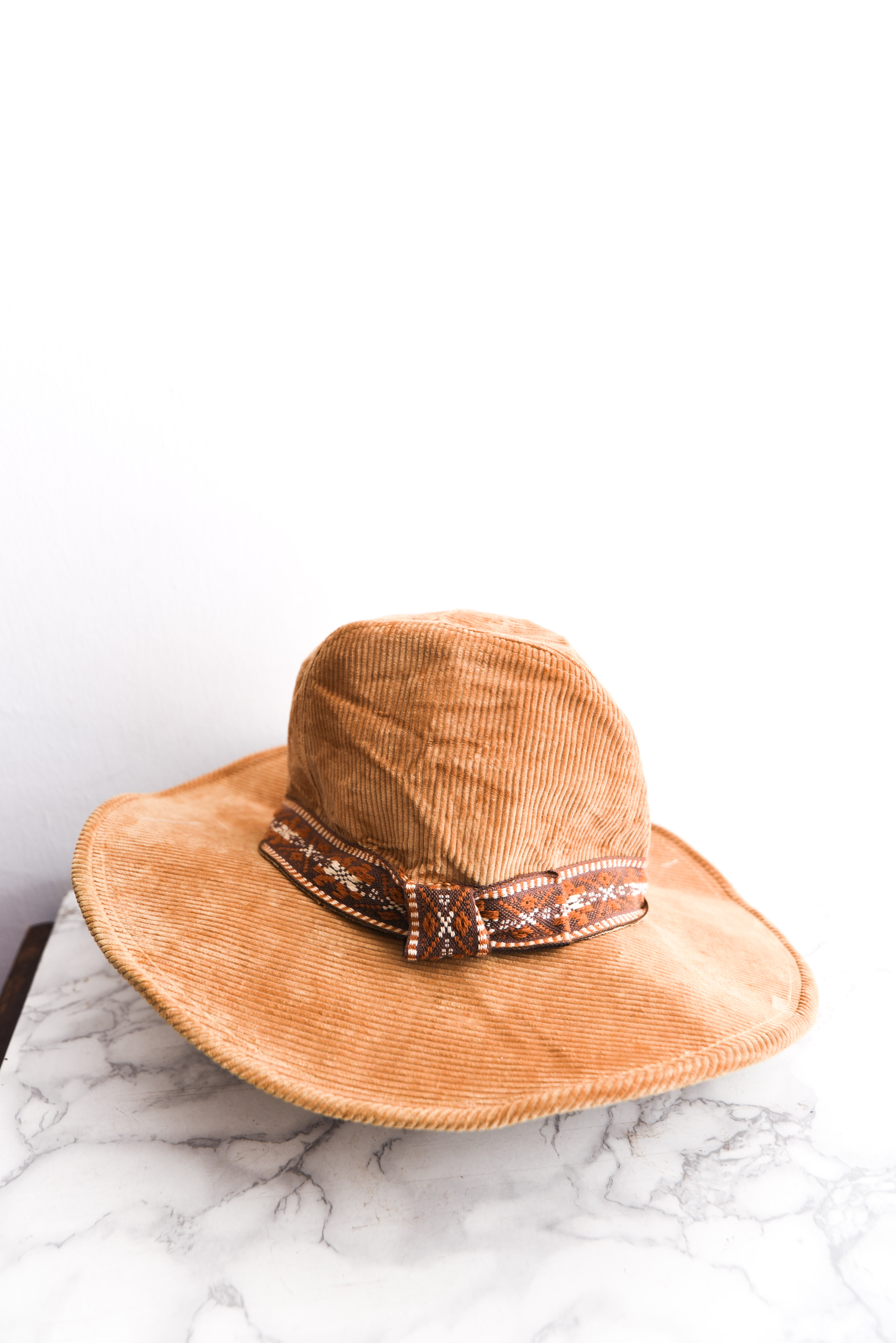 Sombrero cotelé 70s