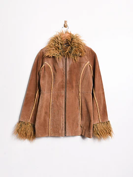 Chaqueta gamuza furry y2k
