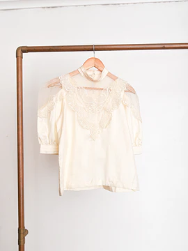 Blusa marfil vintage romántica globo