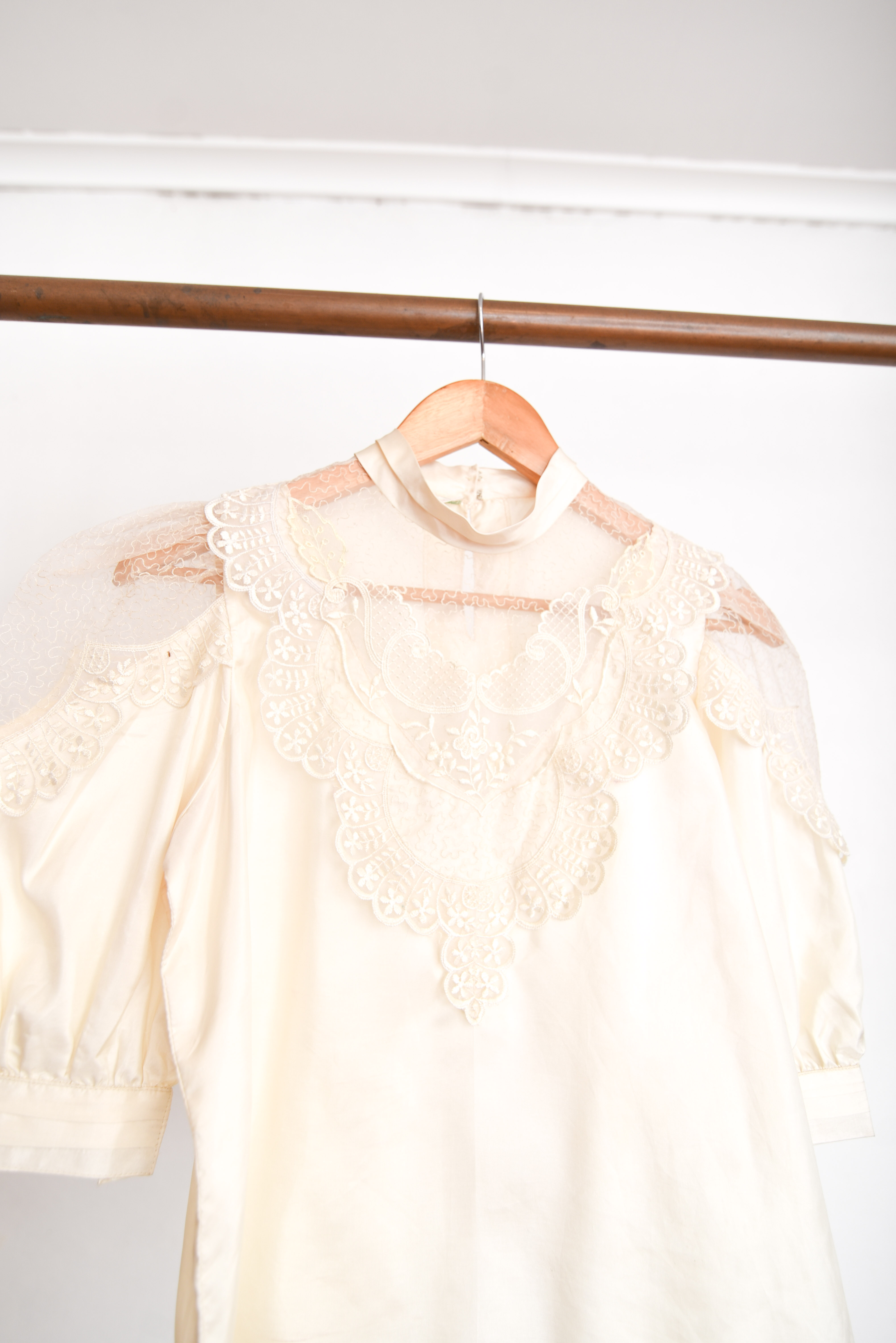 Blusa marfil vintage romántica globo
