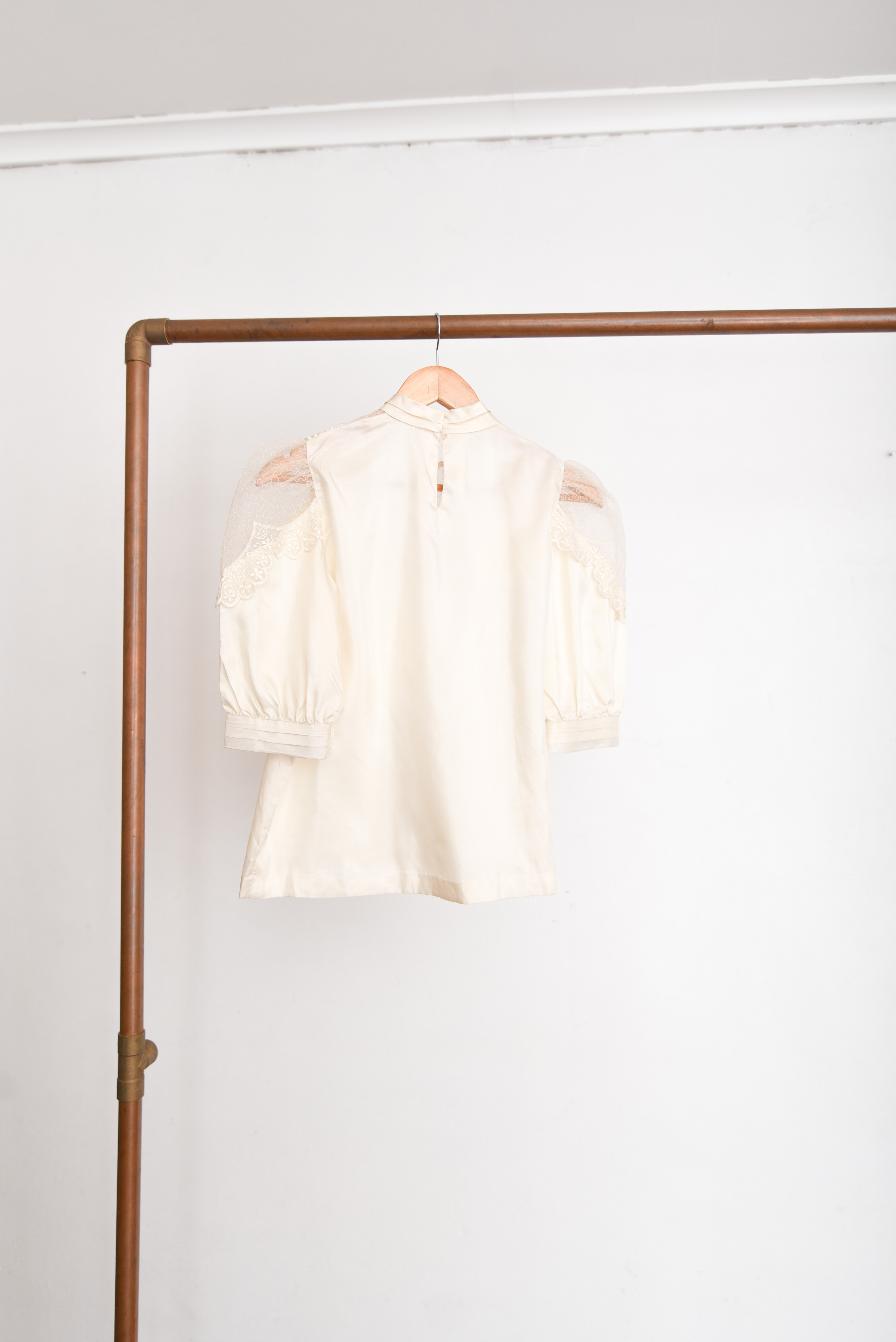 Blusa marfil vintage romántica globo