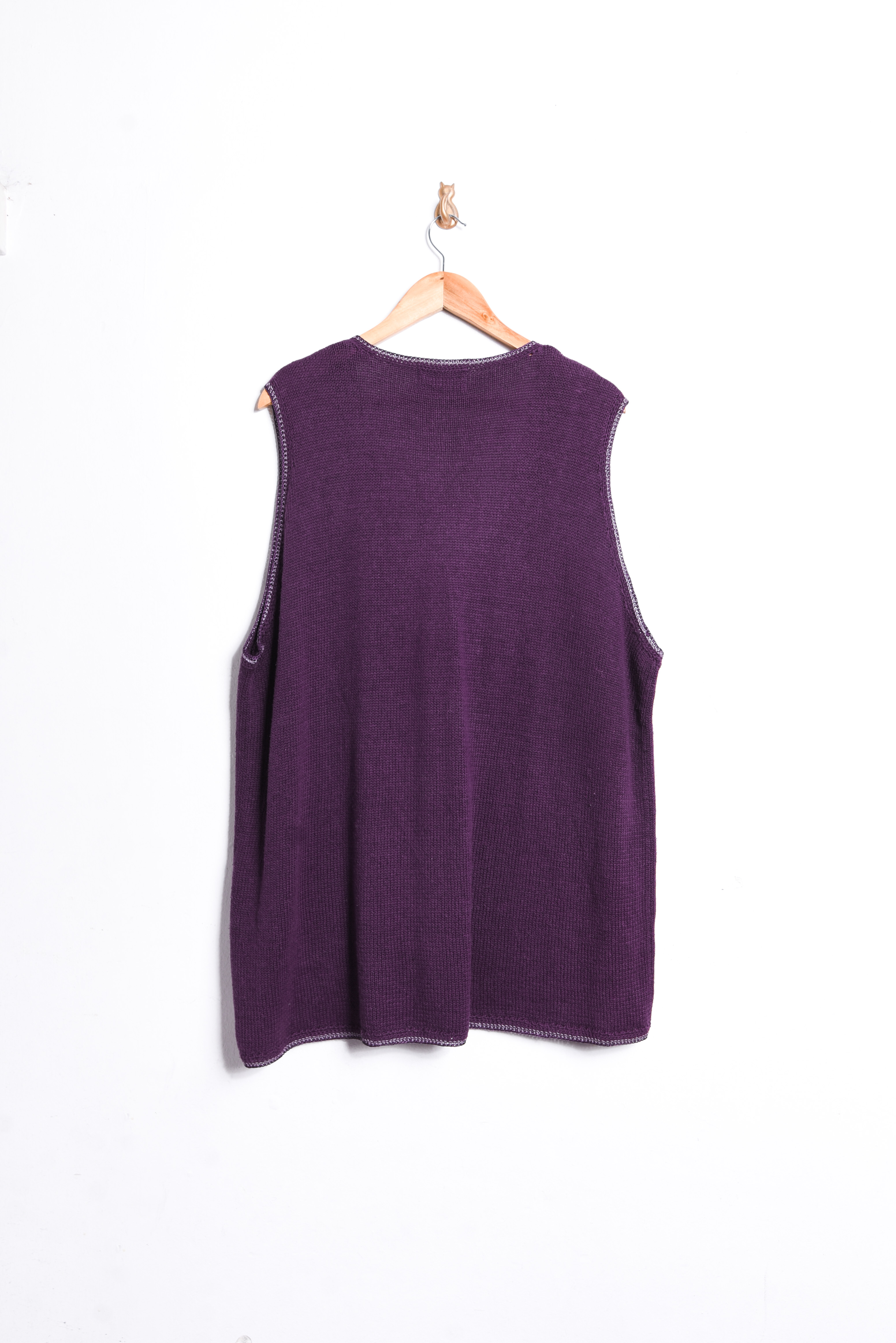 Sweater vest morado floreado