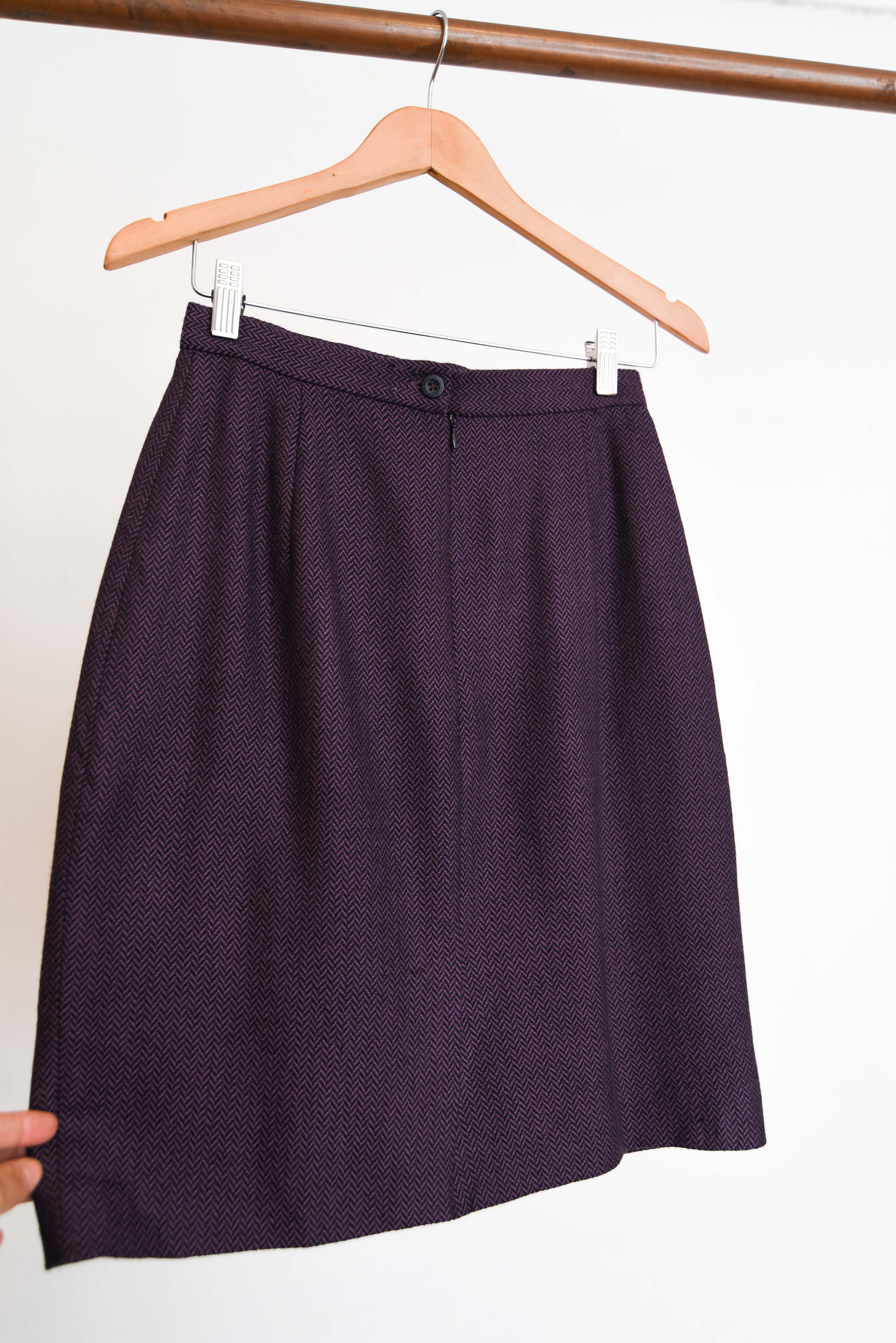 Falda lana morado espiga