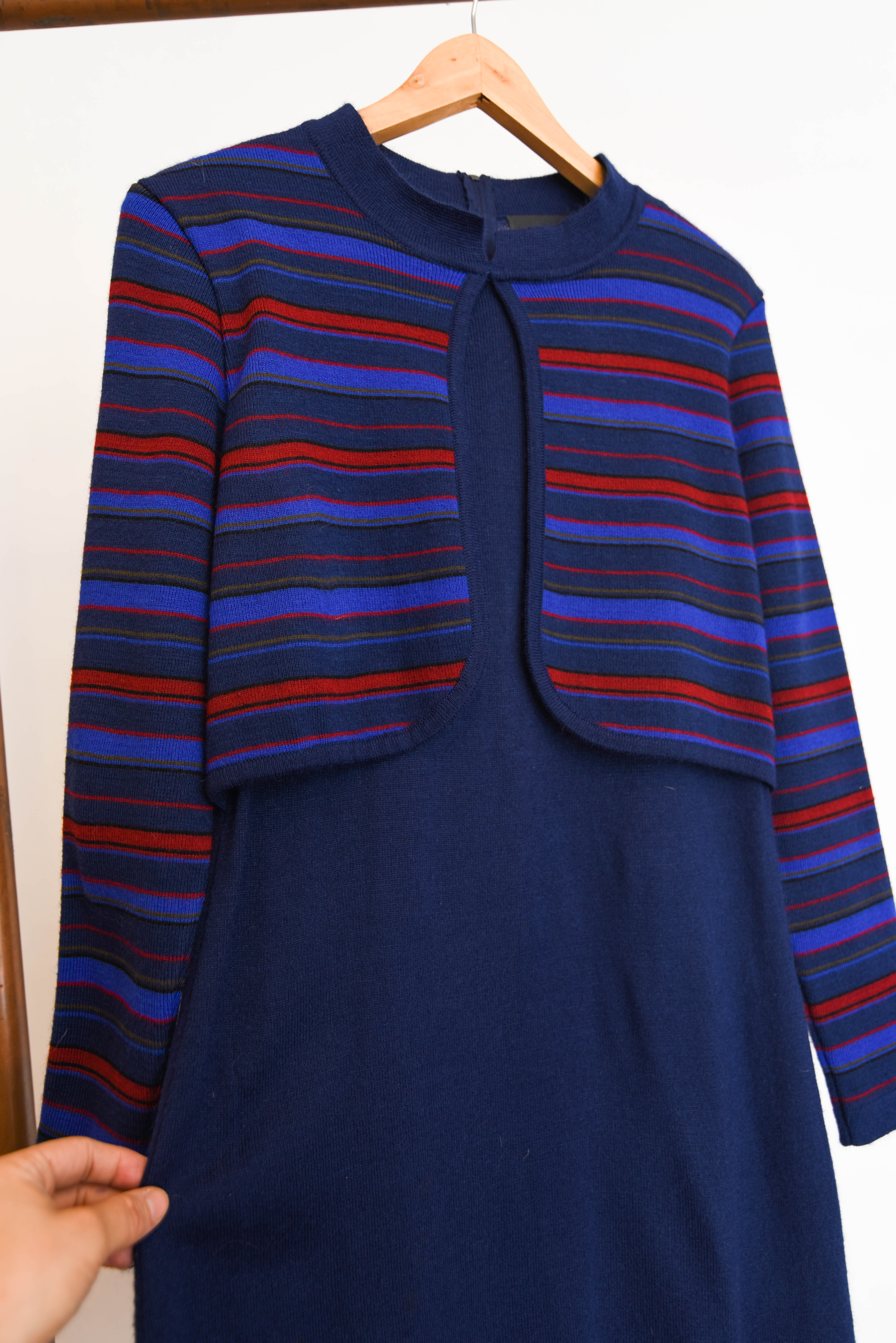 Vestido morado cardigan rayado