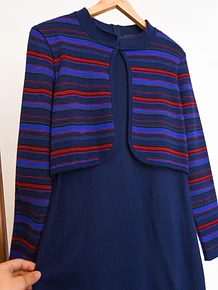 Vestido morado cardigan rayado