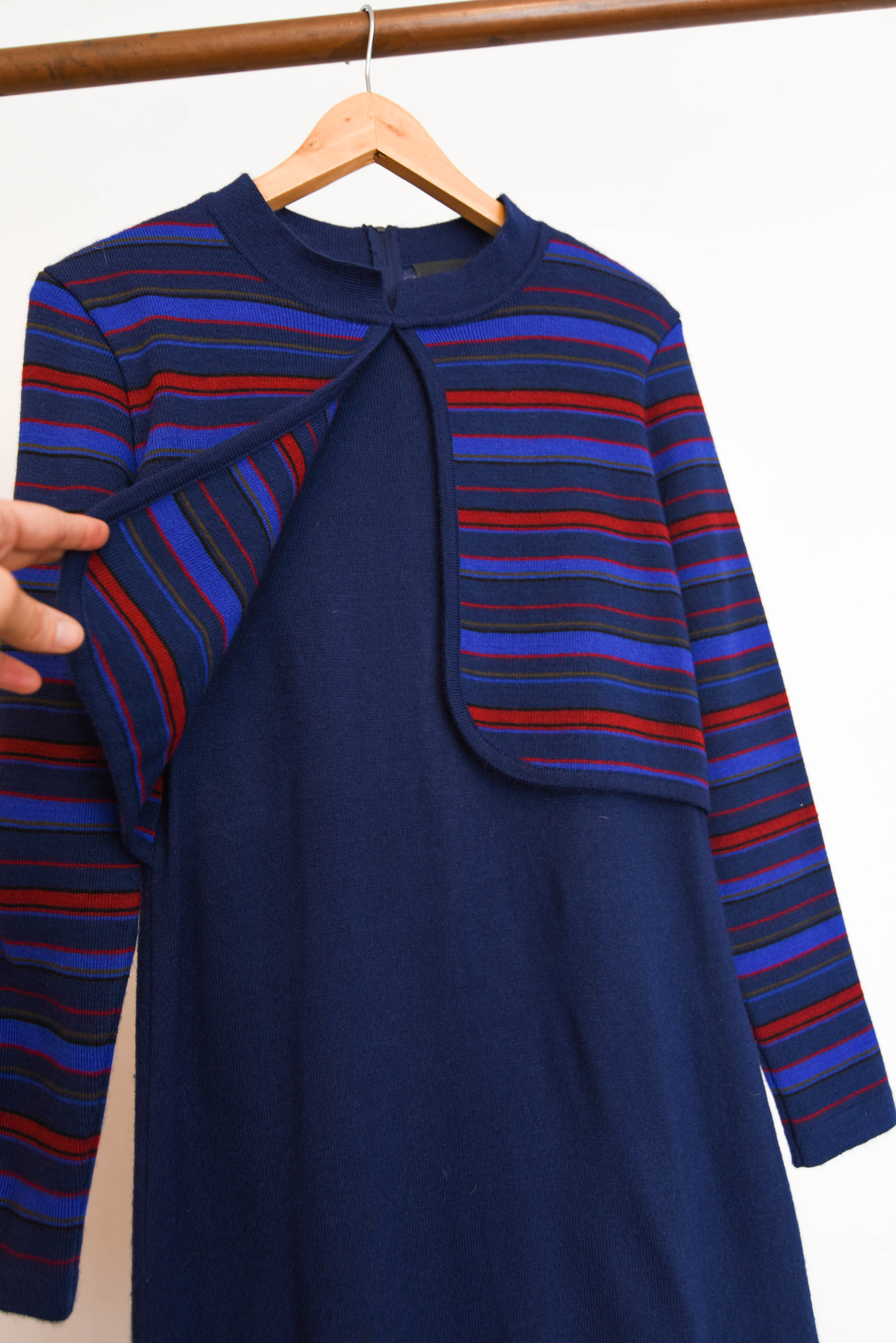 Vestido morado cardigan rayado
