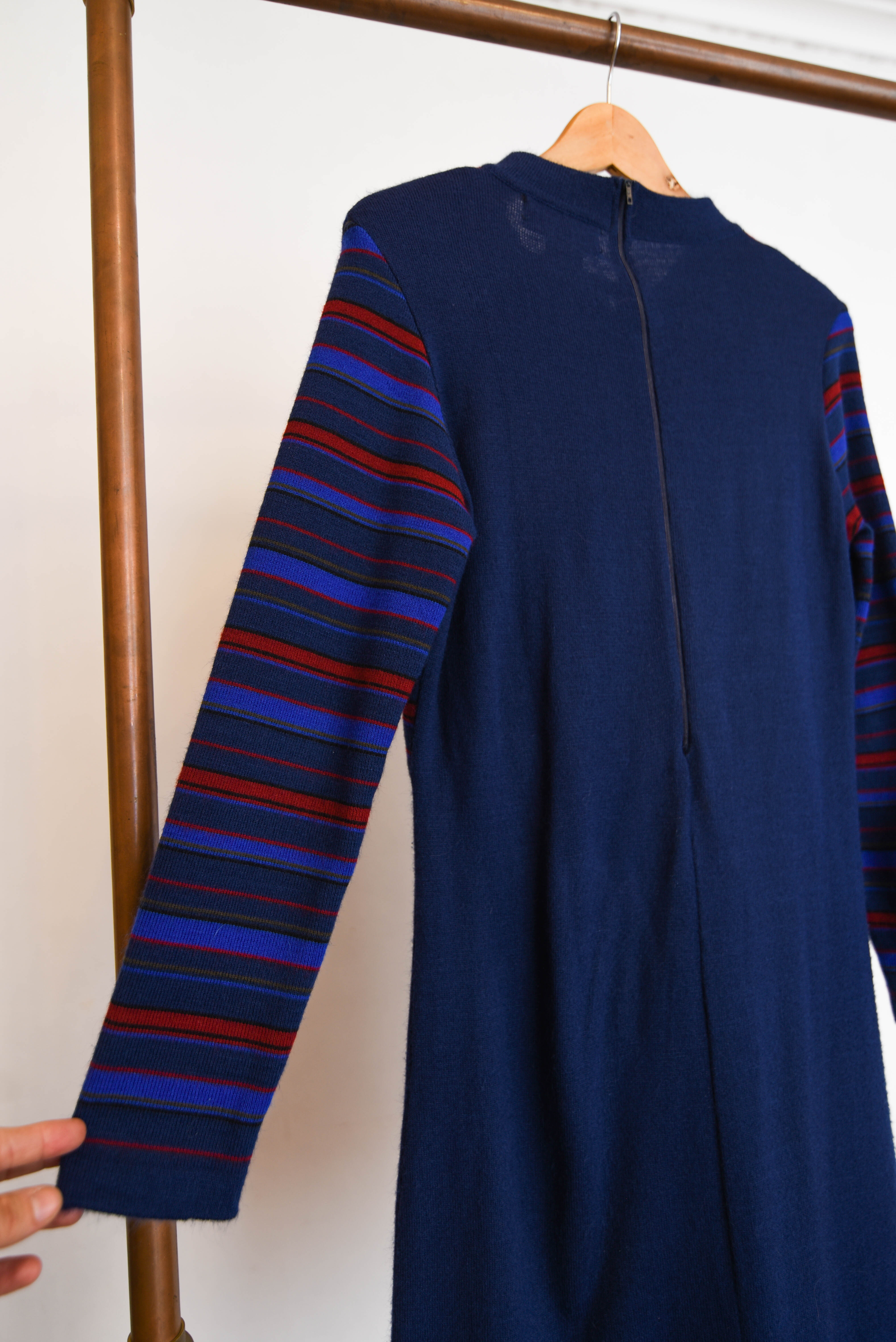 Vestido morado cardigan rayado