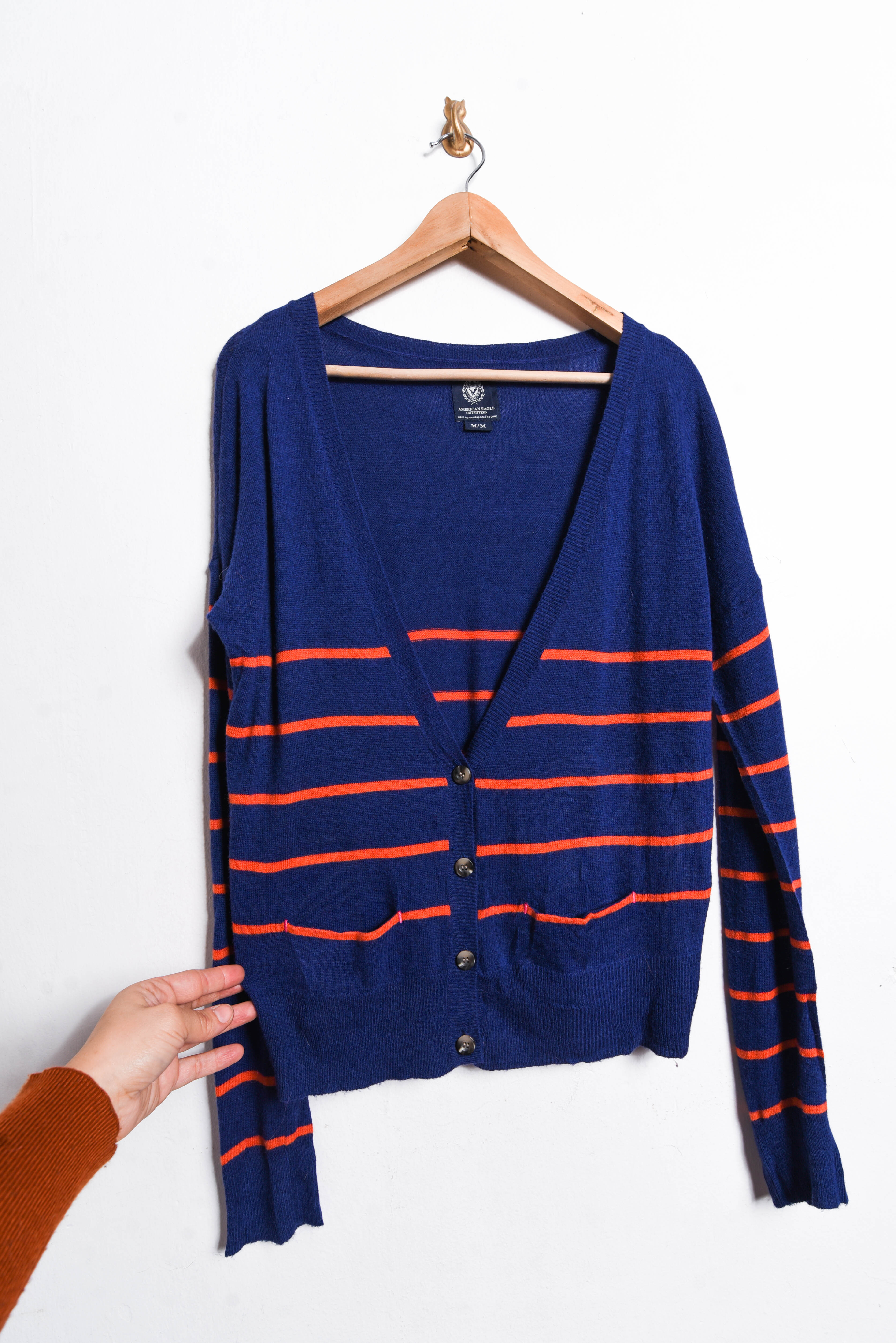 Cardigan azul y rojo rayado lana