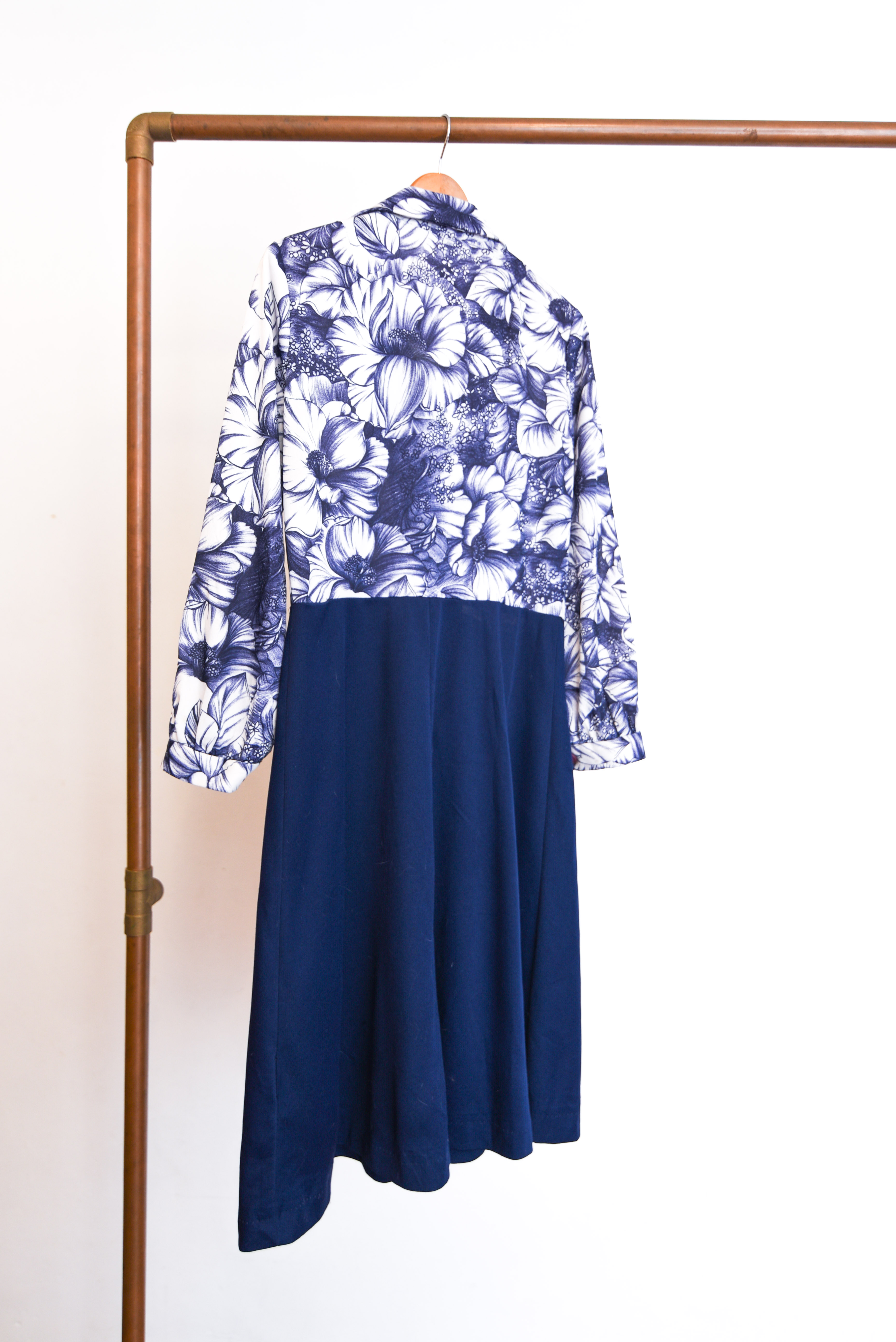 Vestido azul navy floral 70s