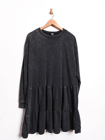 Vestido grafito capas
