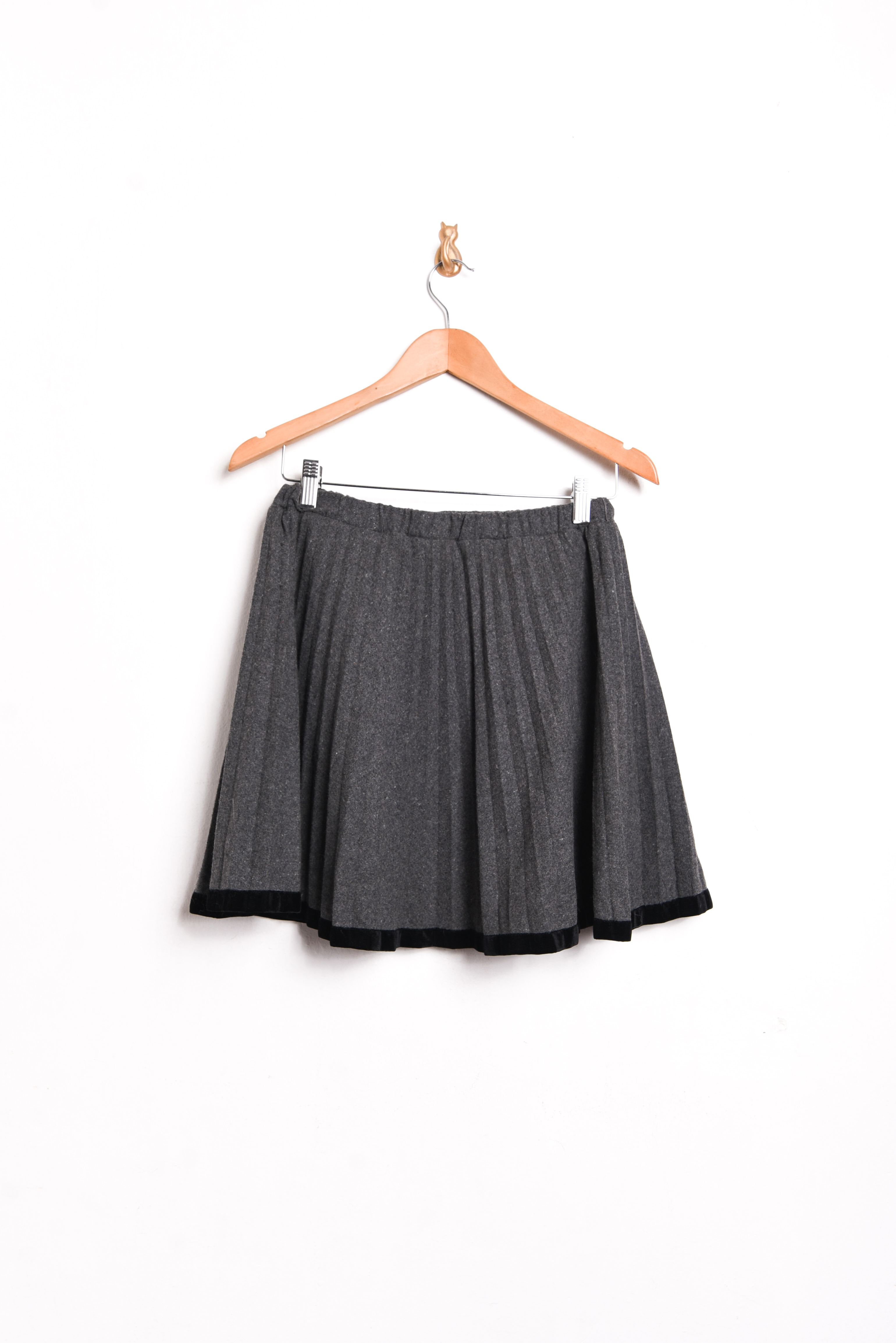 Falda gris plisada lana