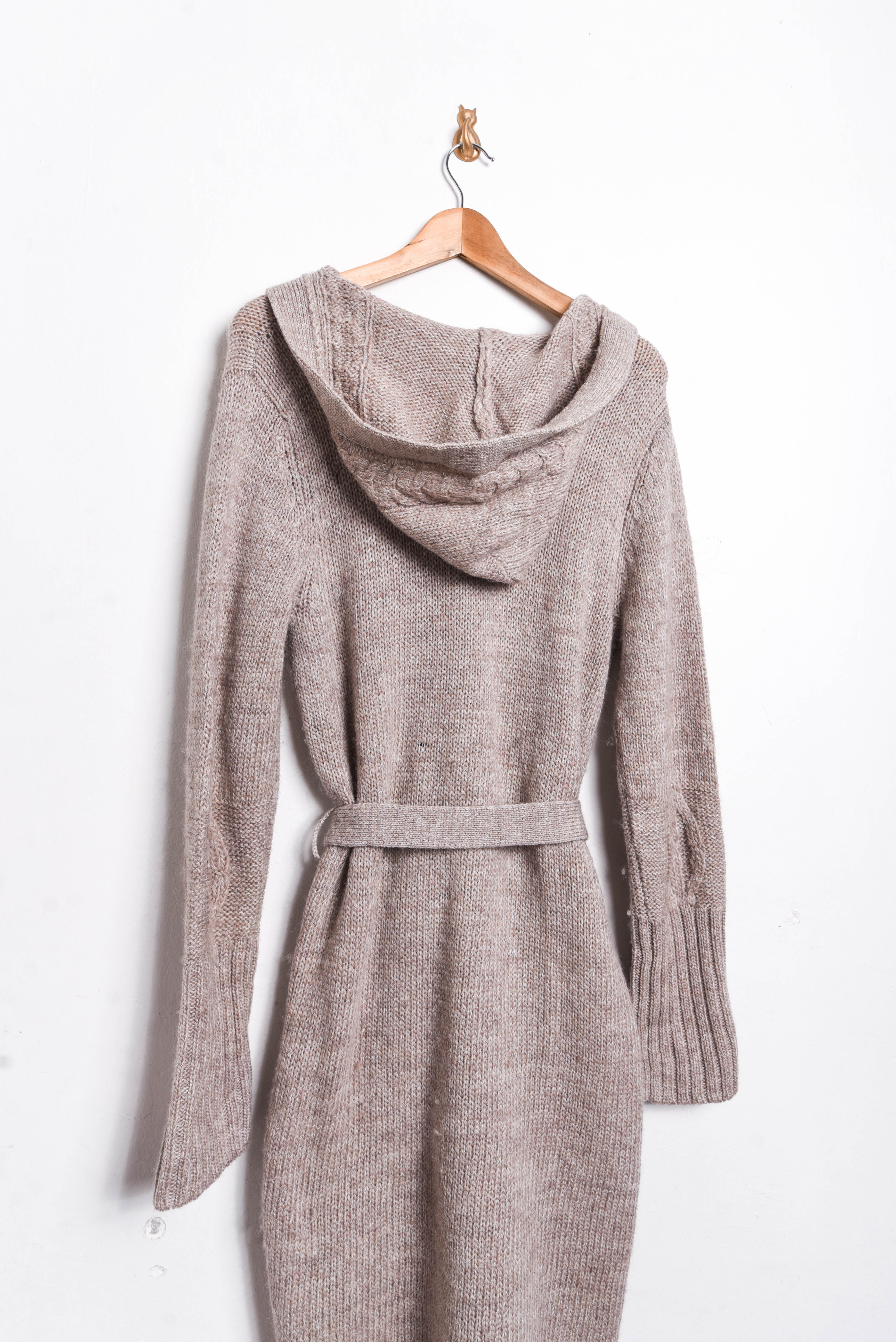 Cardigan gris trenzado lazito lana