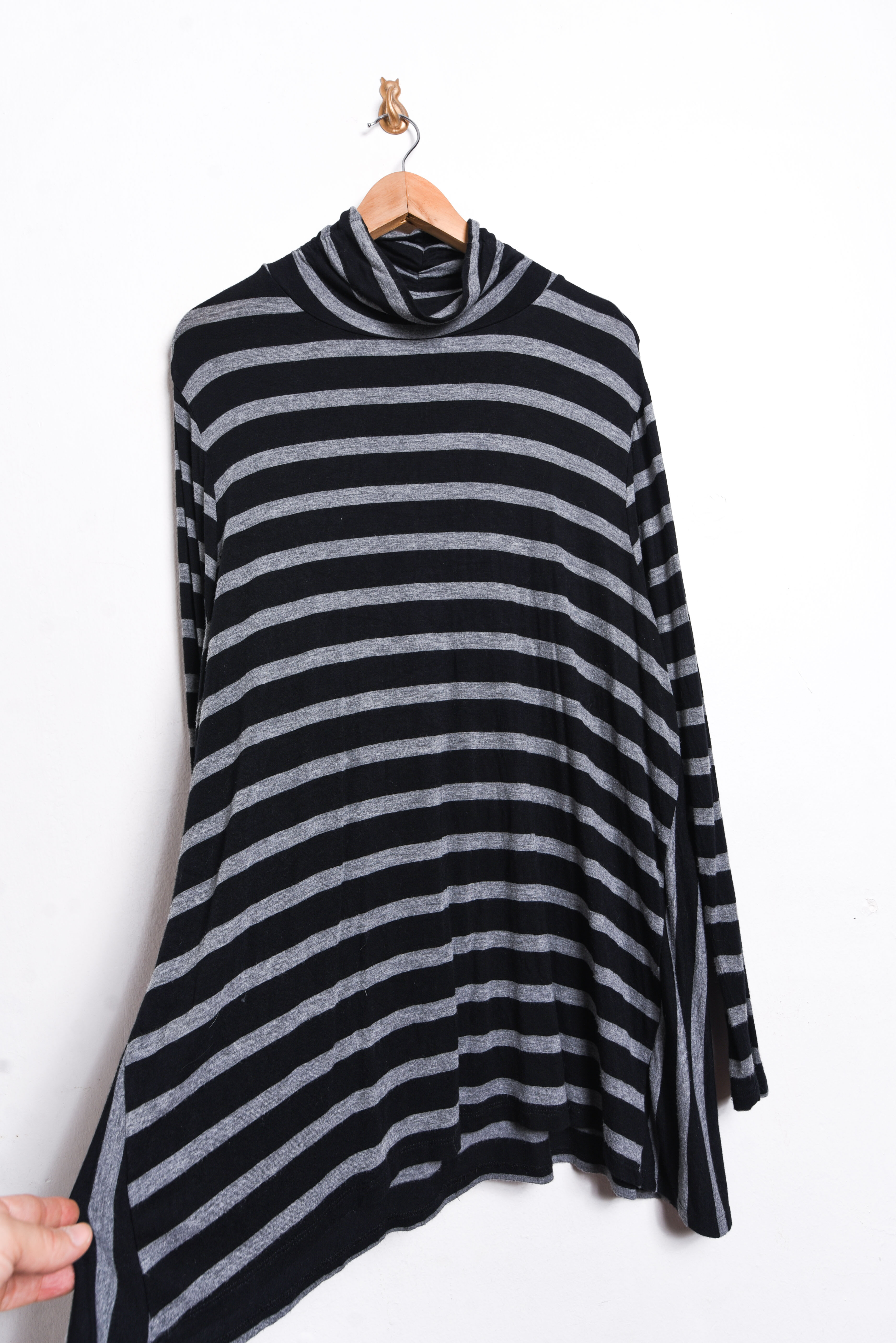 Beatle gris y negro rayado