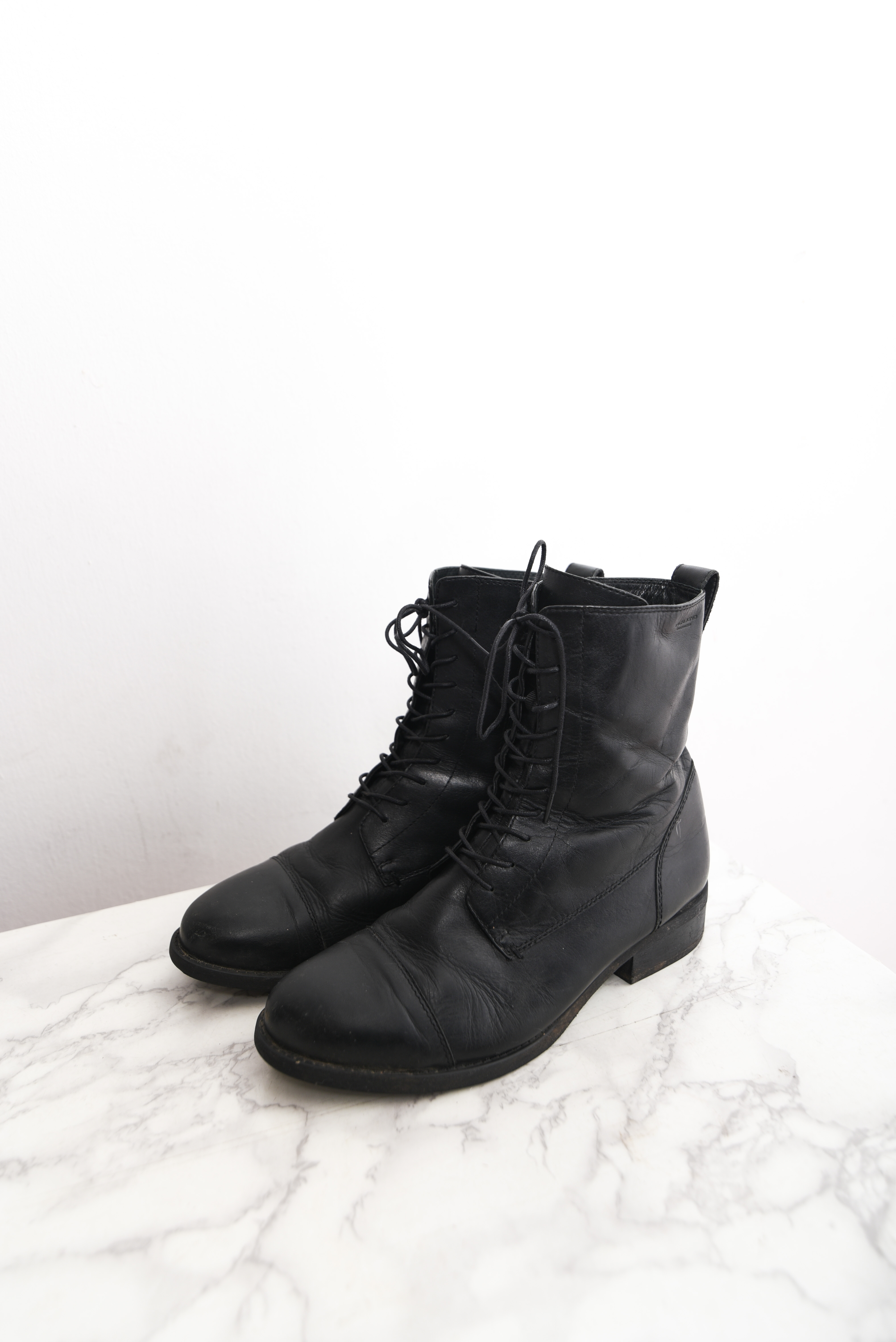 Botines cuero Vagabond Shoes