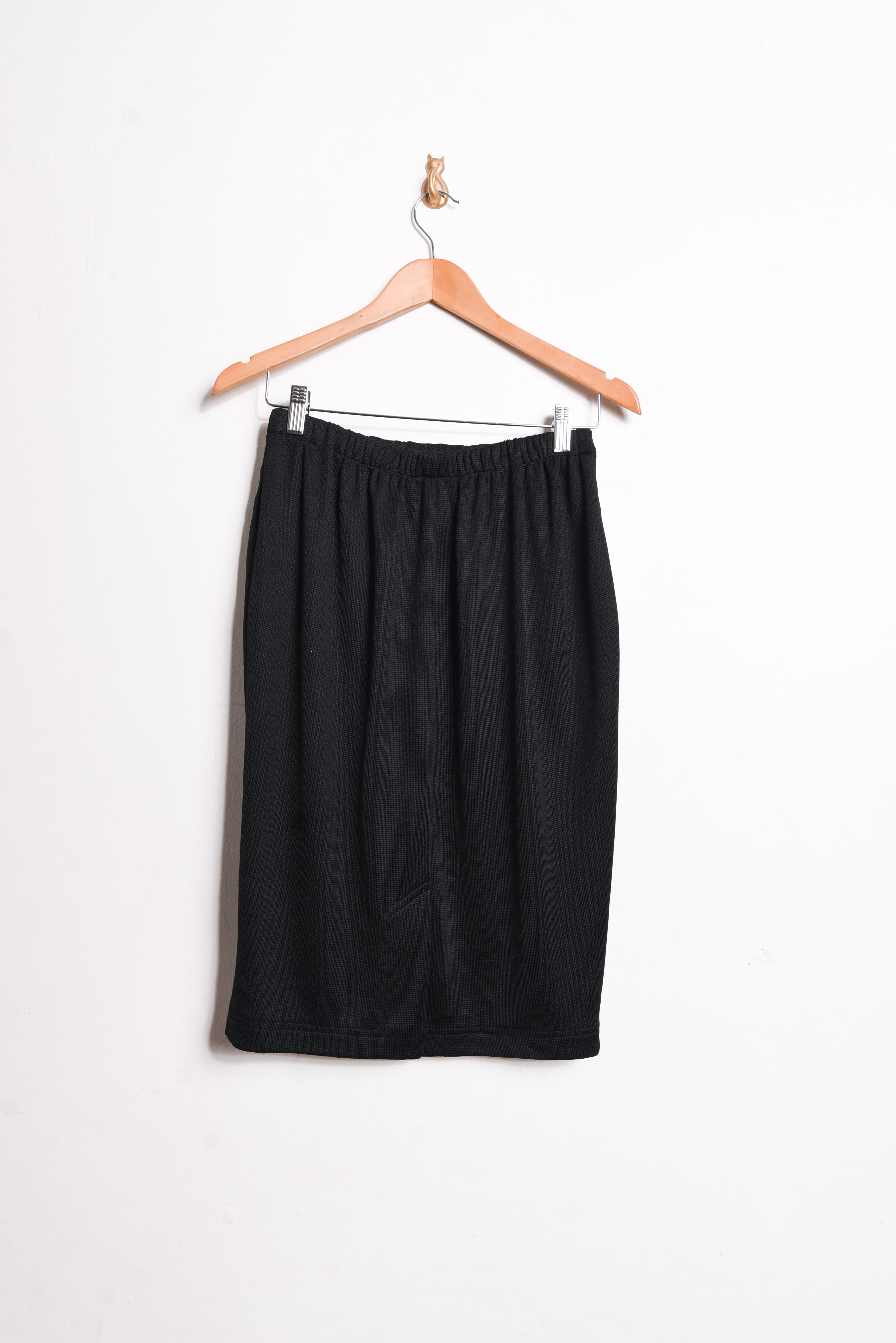 Falda negra knit 90s