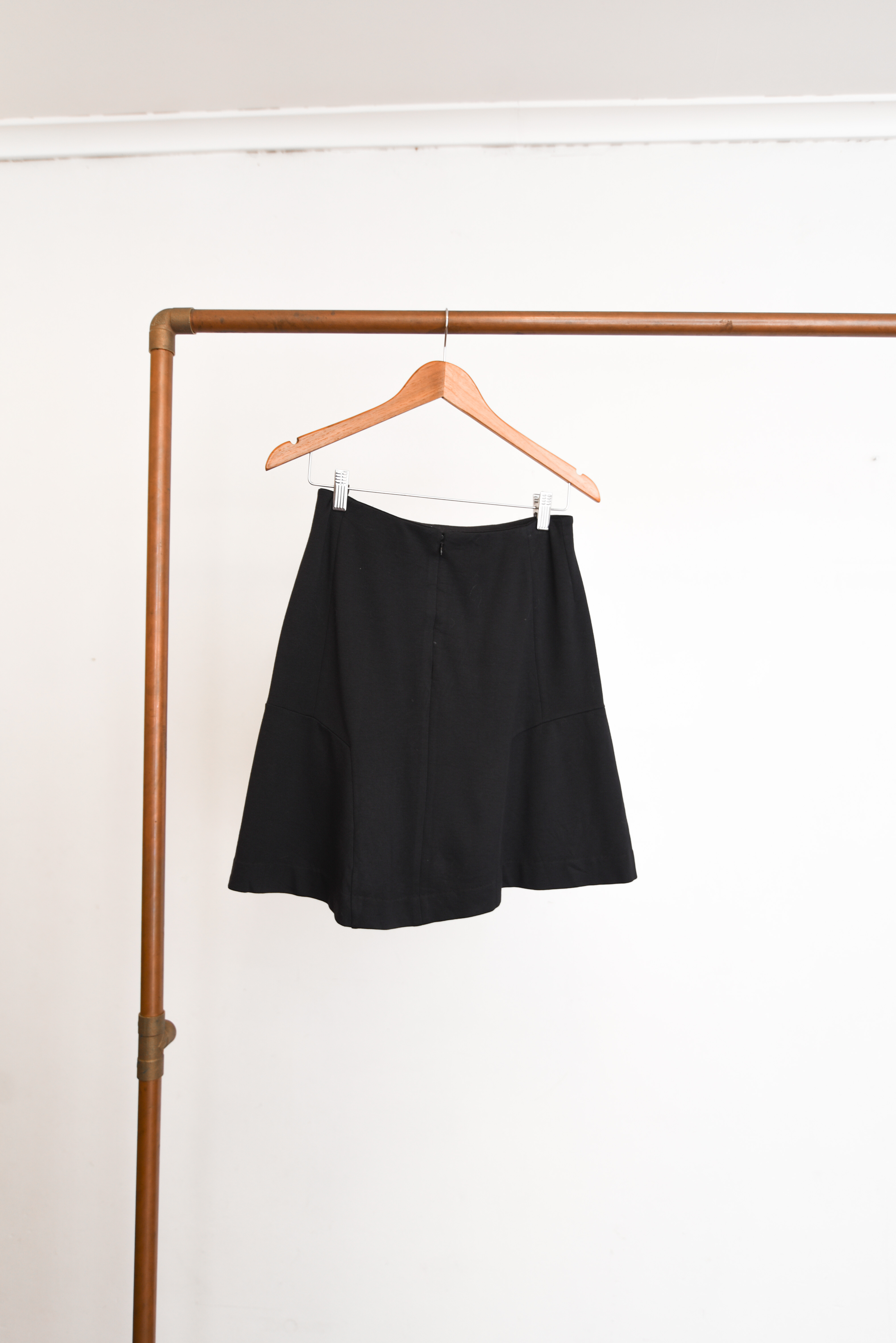 Falda negra formal Ann Taylor