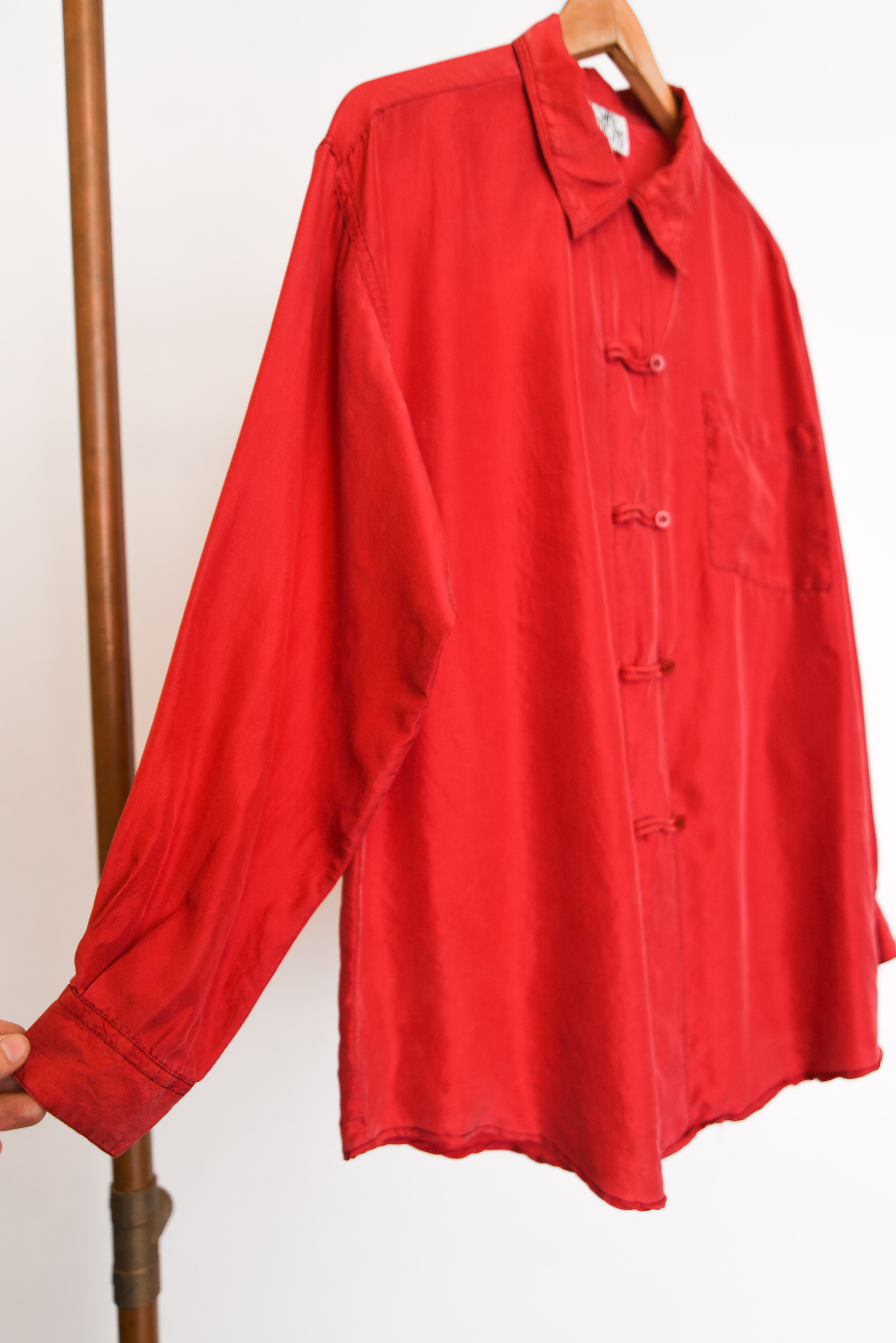 Blusa roja seda oriental vntg