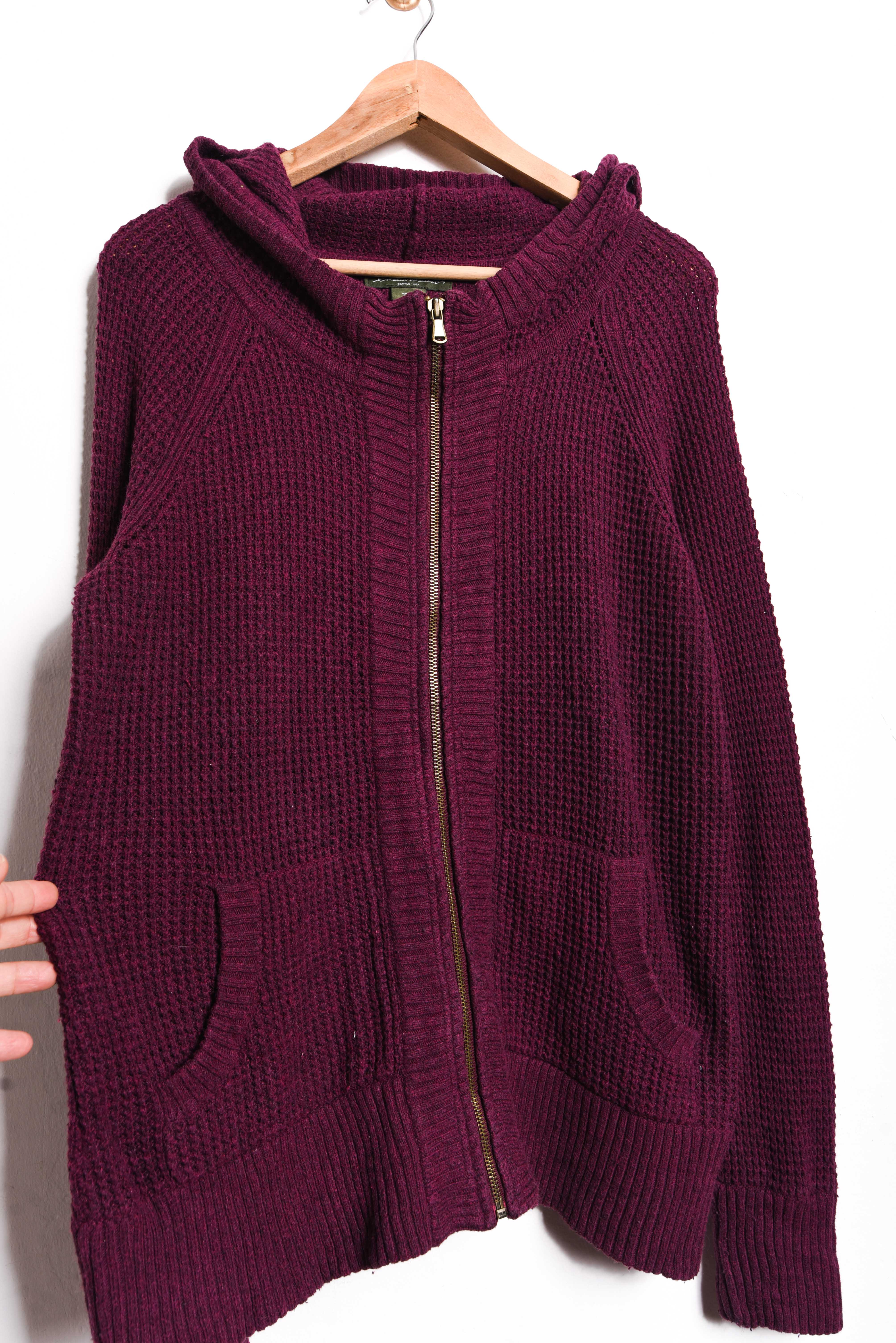 Chaleco burdeo zipper