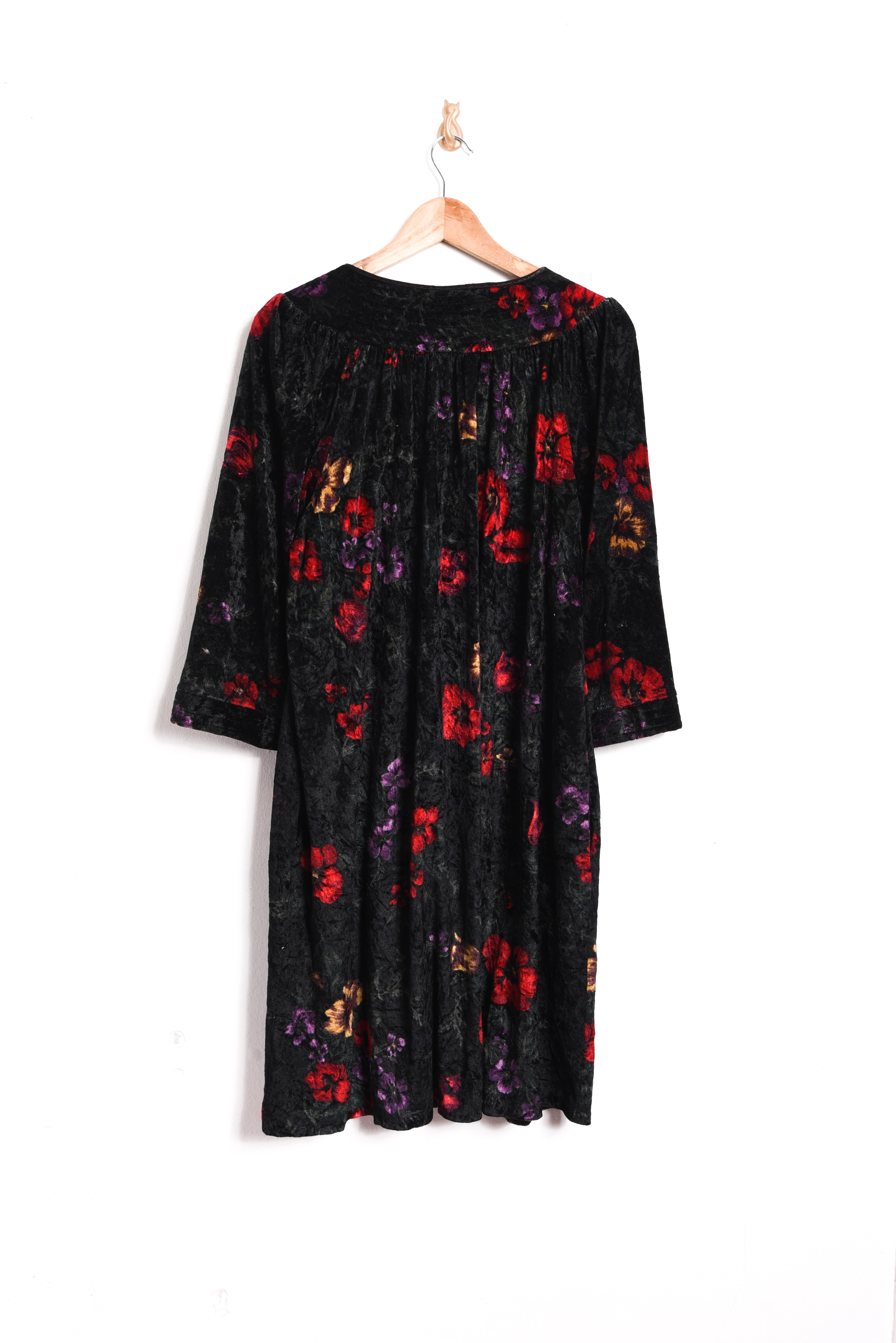 Camisola velvet floral vntg
