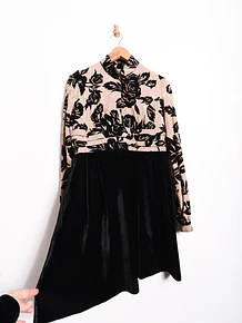 Vestido black velvet floral