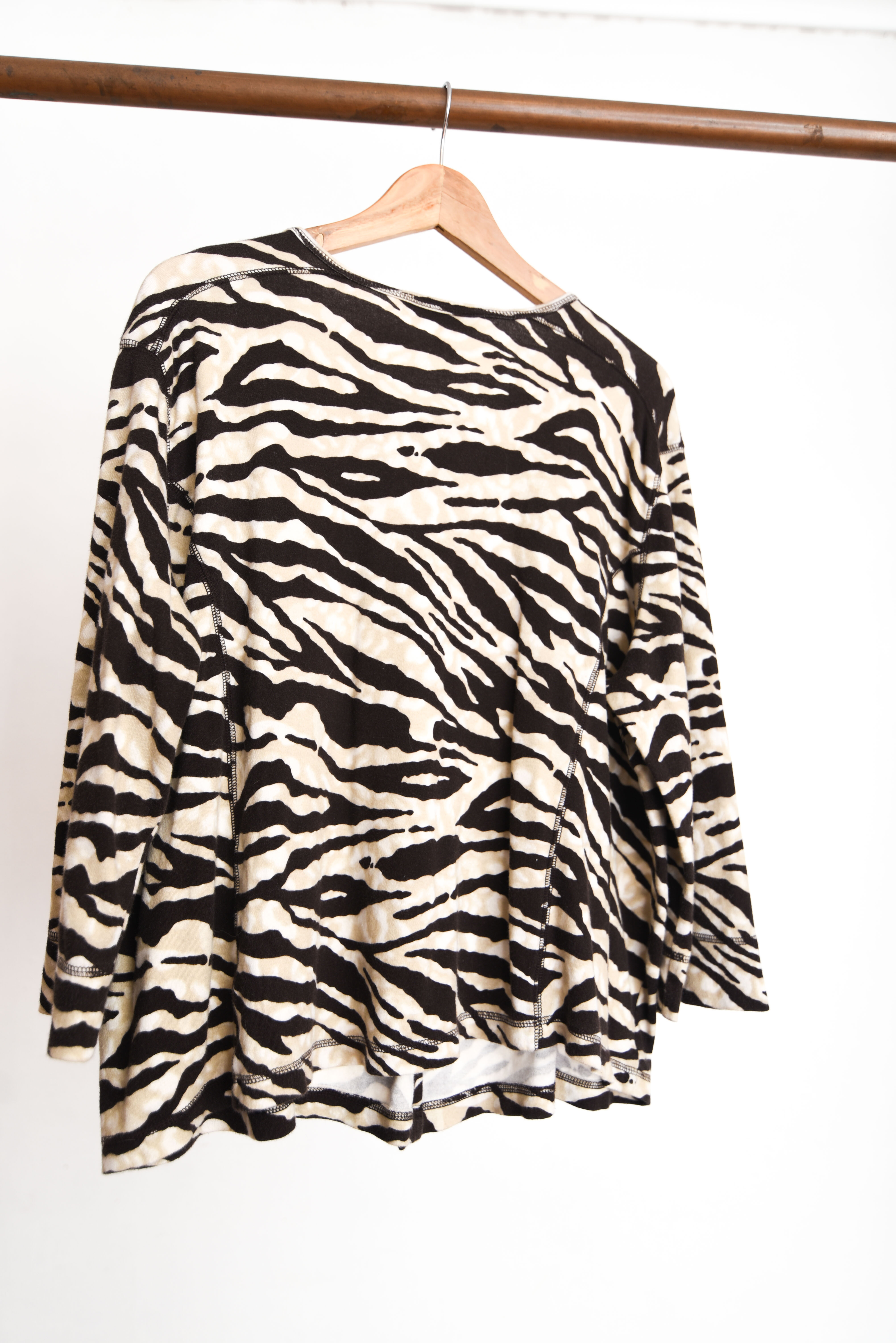 Cardigan nude animal print