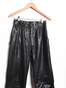 Pantalón tiro alto cuero vintage