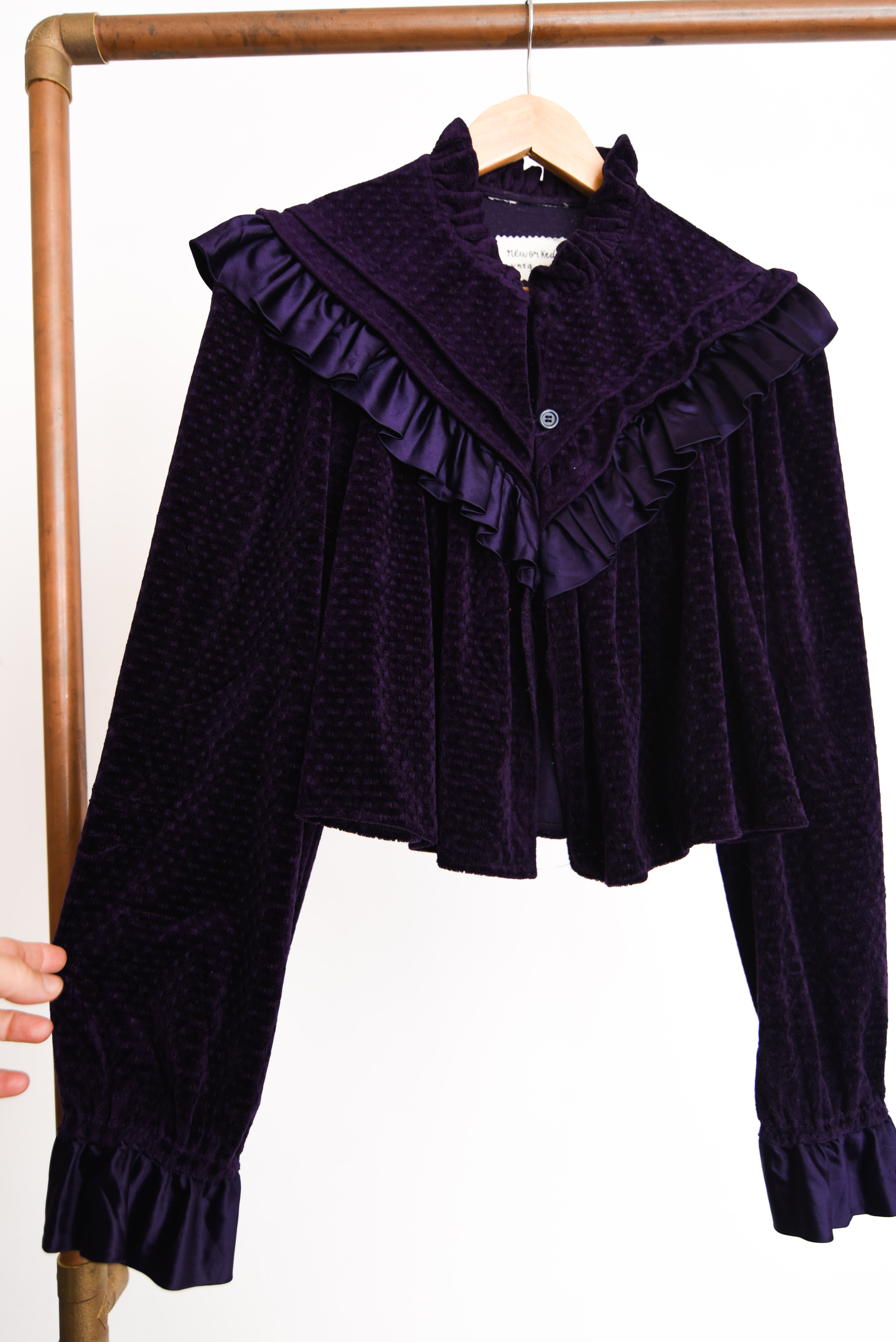 Chaqueta morada velvet reworked