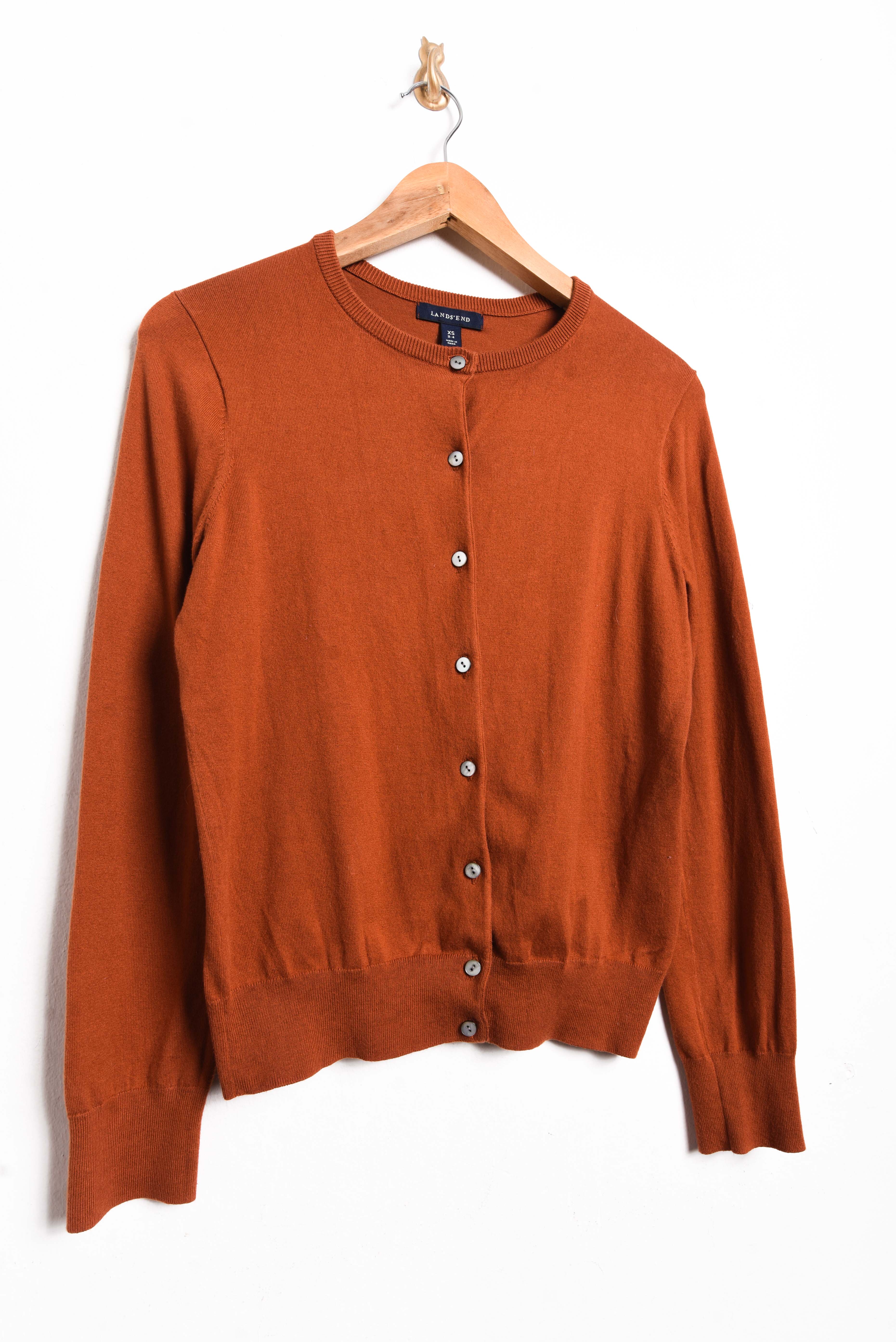 Cardigan granate botones