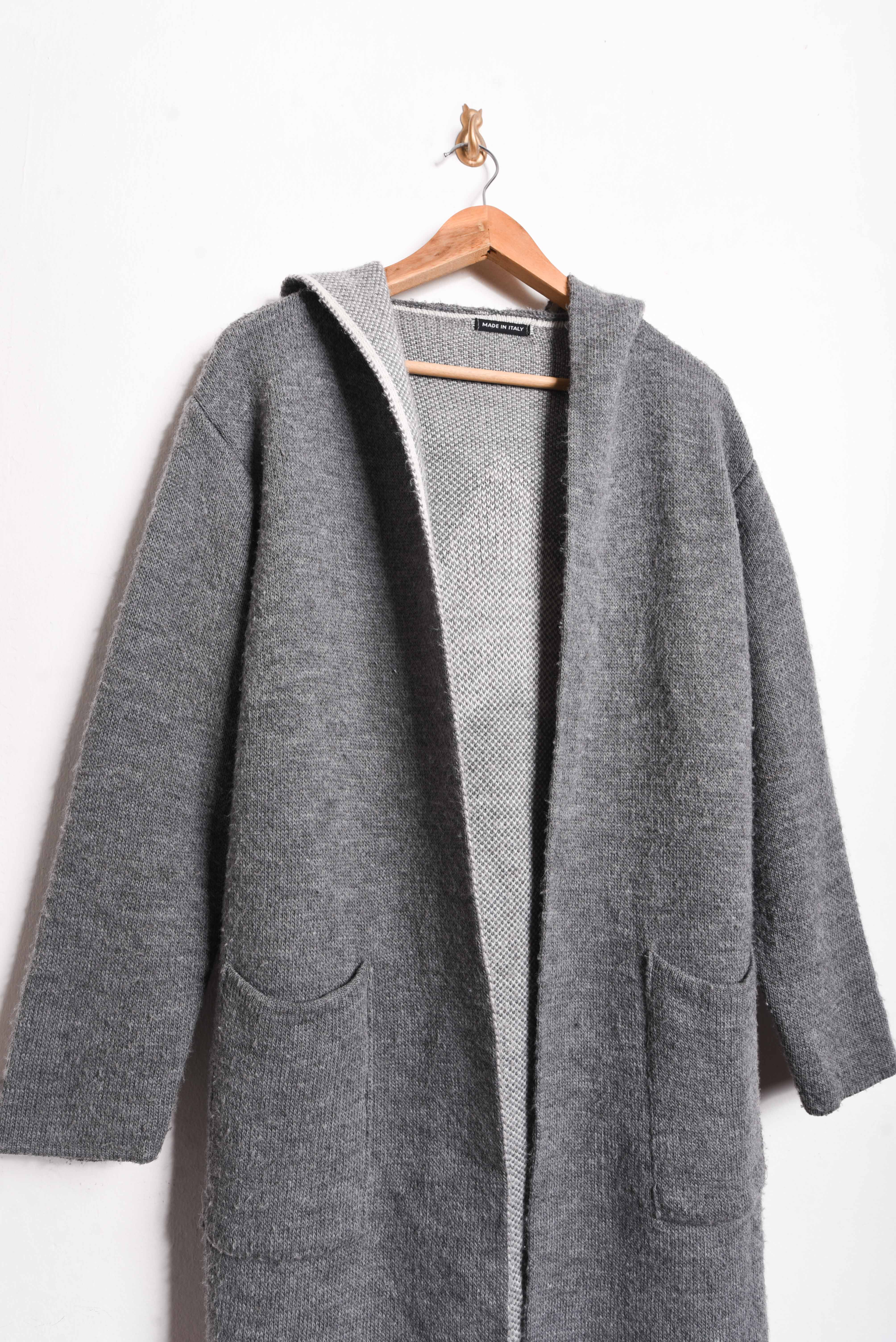 Cardigan tapado gris estrella
