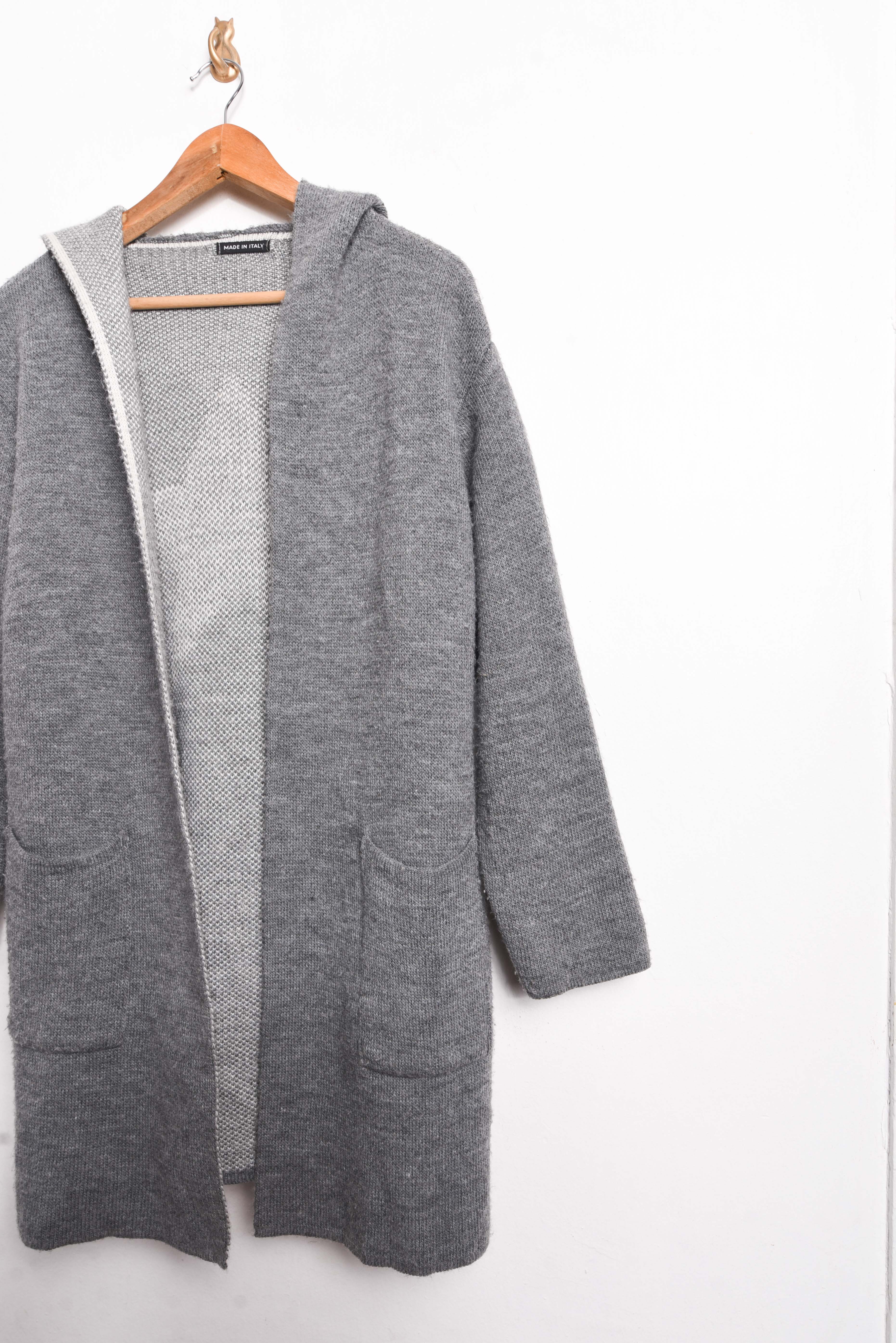 Cardigan tapado gris estrella