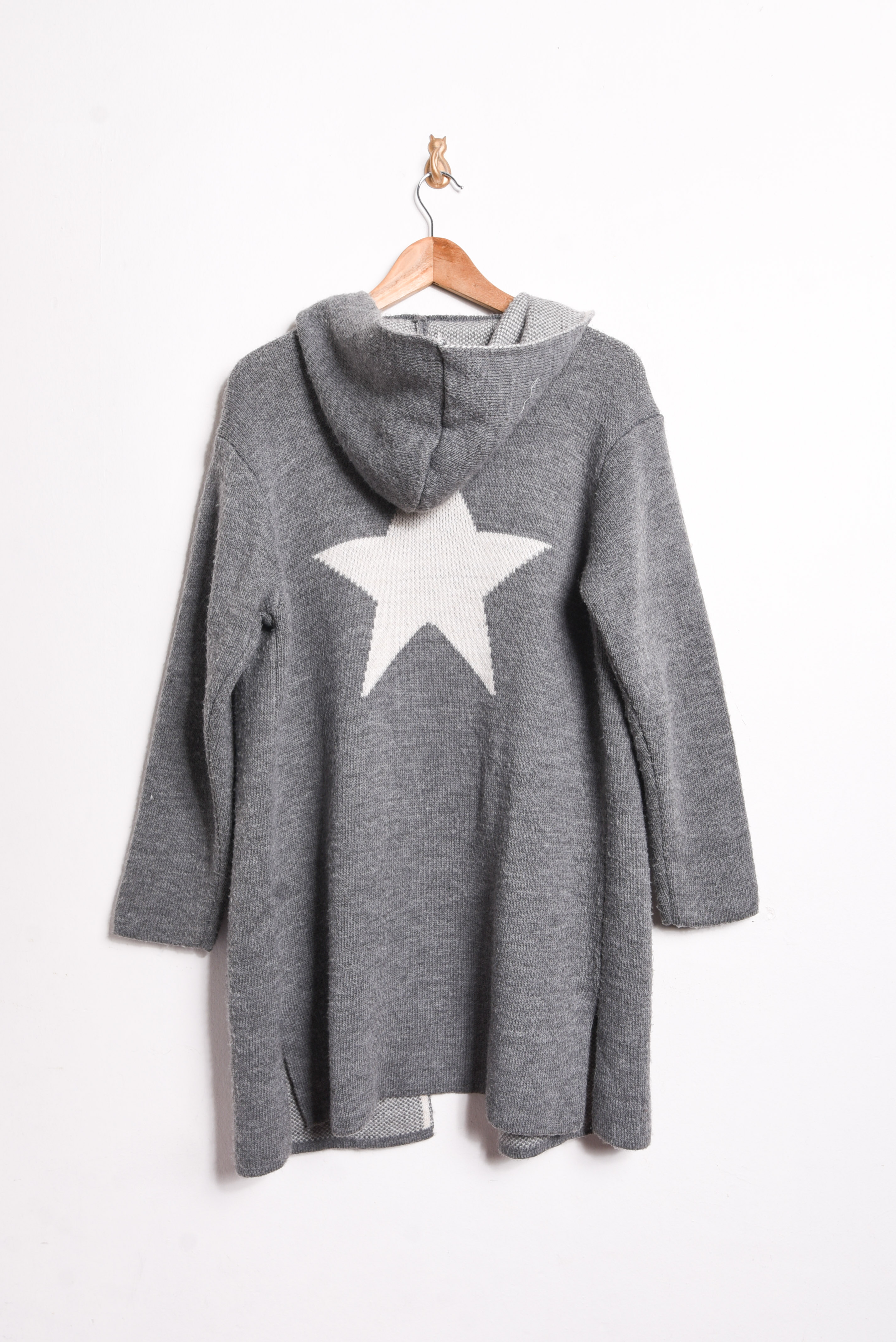 Cardigan tapado gris estrella
