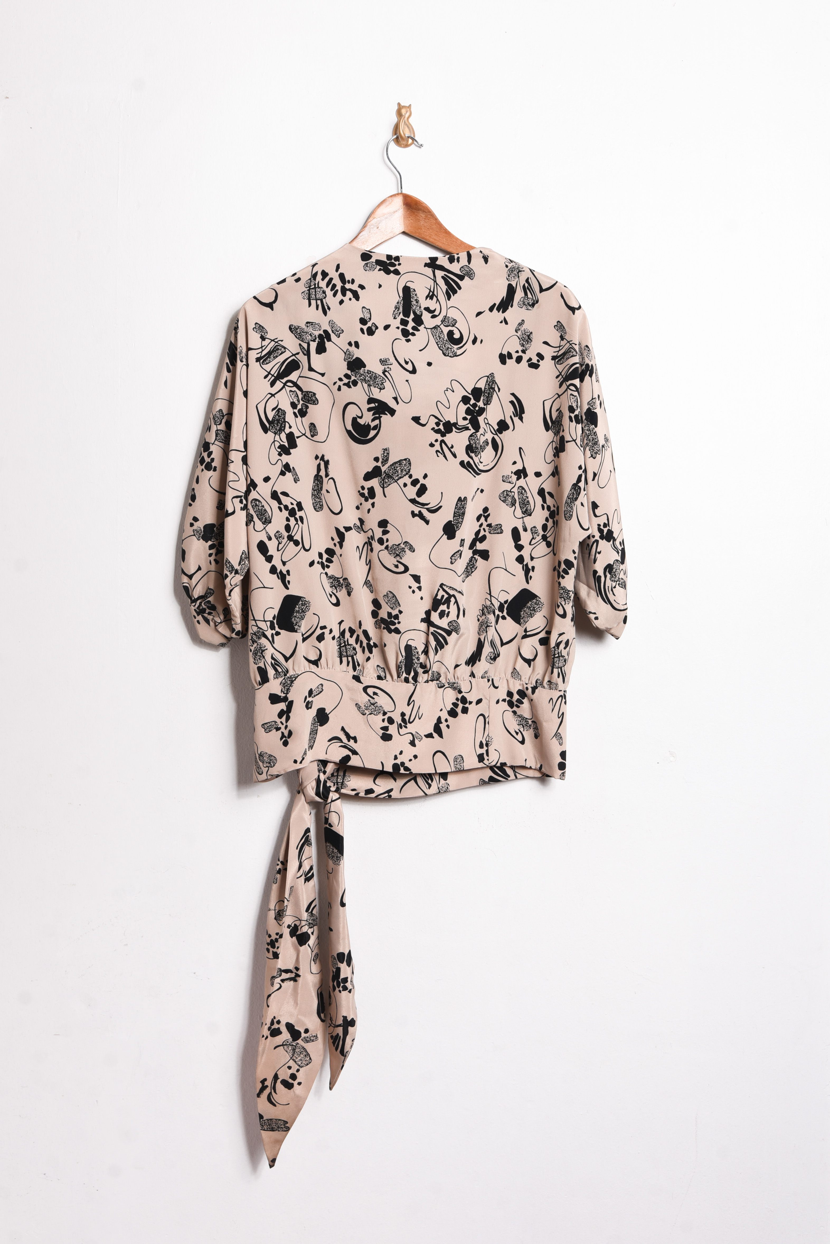Blusa café drapeada vintage