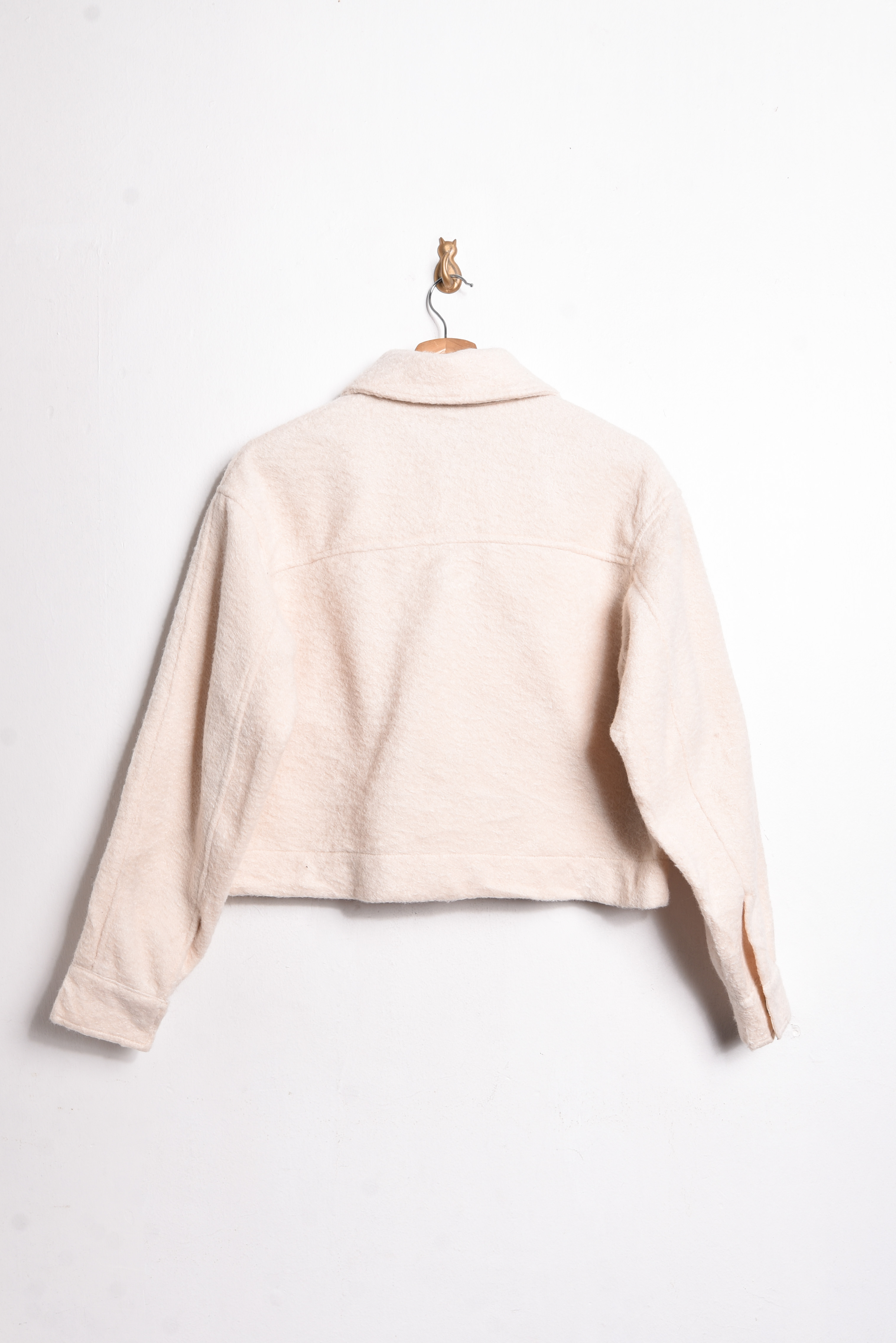 Chaqueta marfil crop