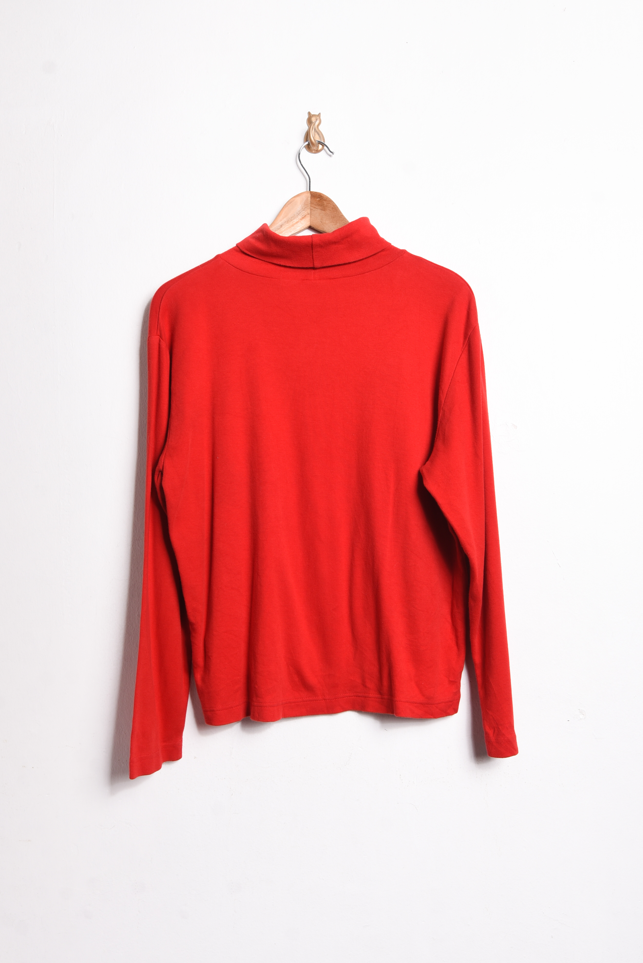 Beatle rojo bordado